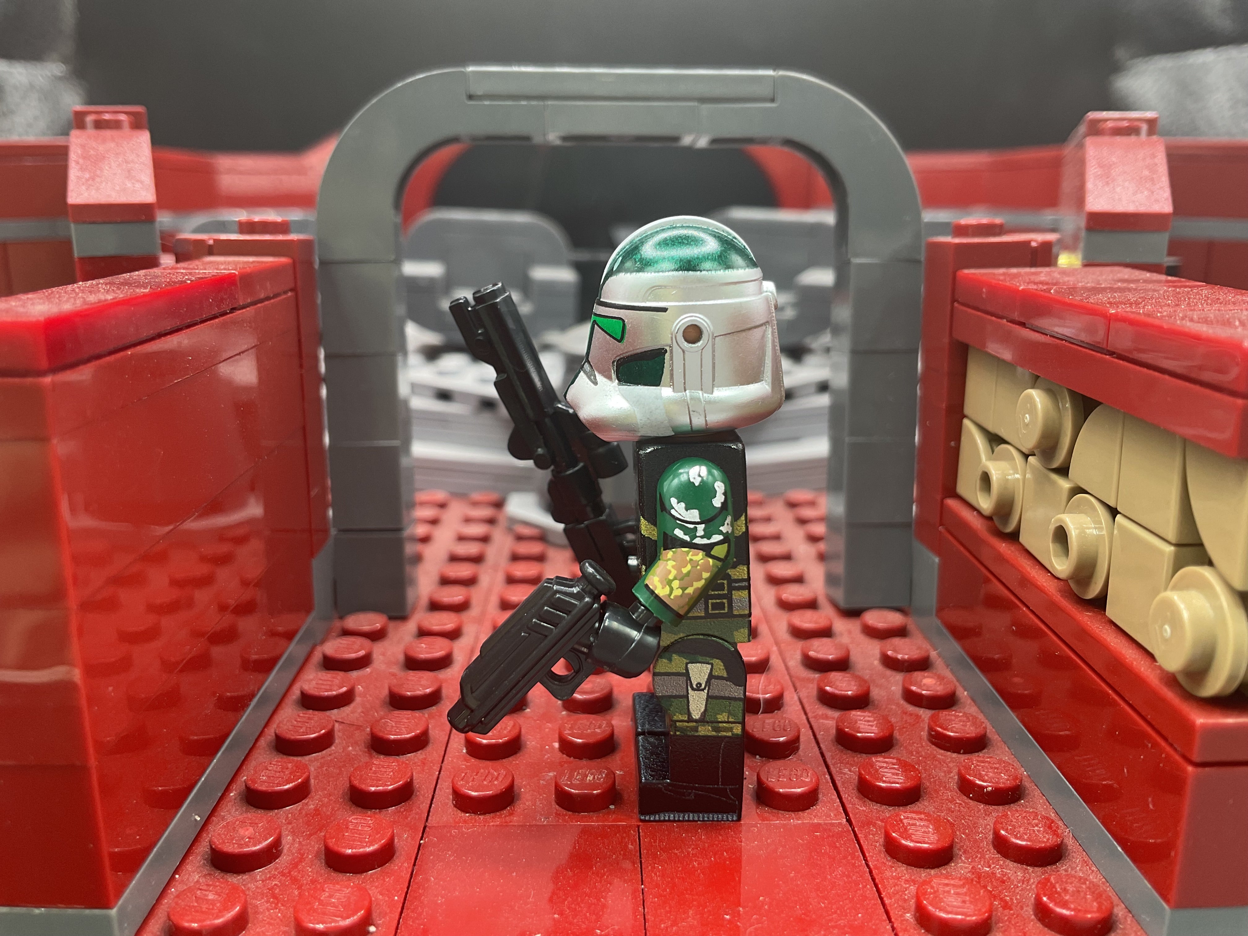 P2 Commander Gree