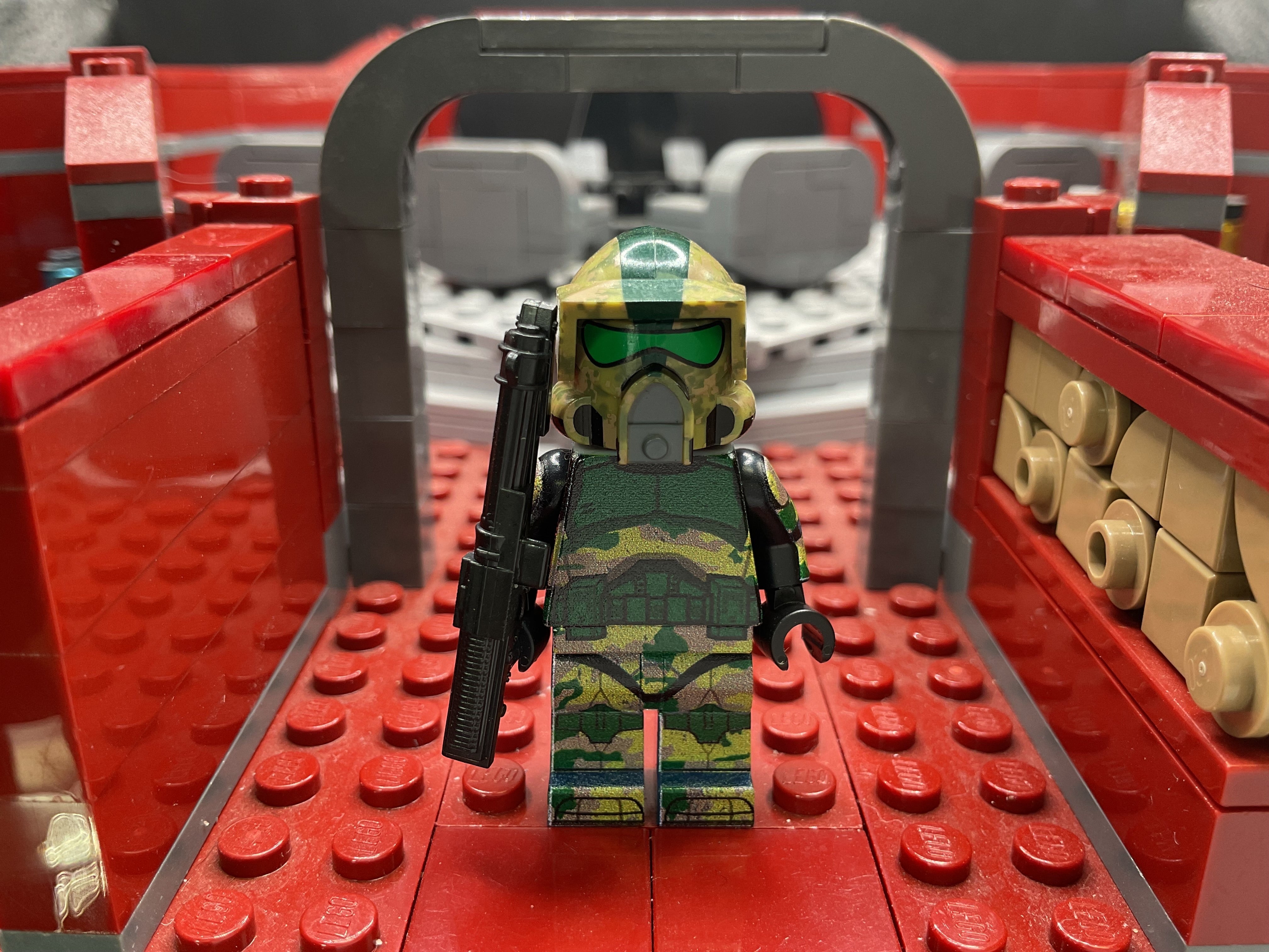 - SPECIAL 48 HOUR STEAL - MYSTERY Custom Clone Minifigure LOT (HELMETS & WEAPONS GUARANTEED)