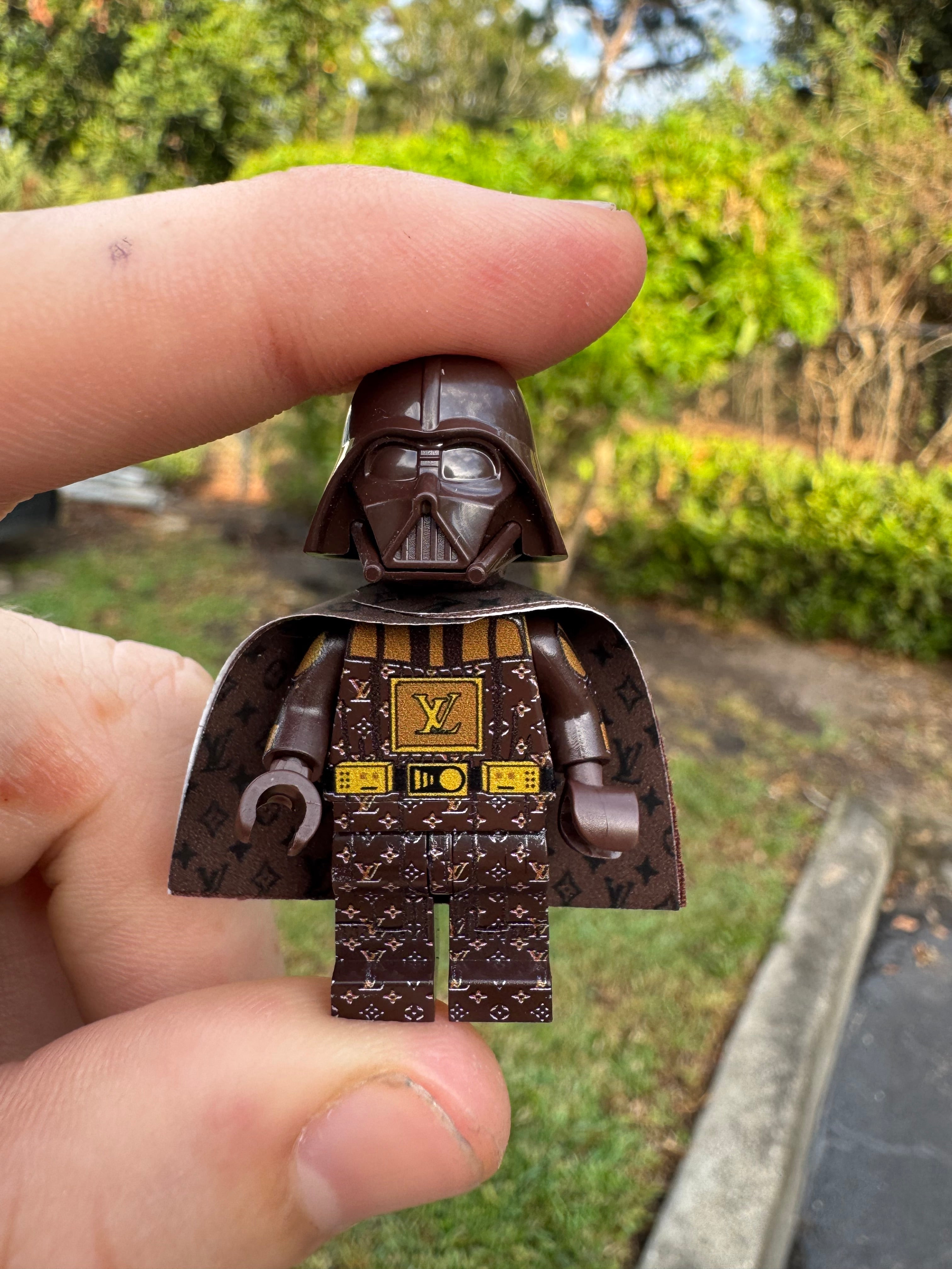 SPECIAL EDITION 1/4 LV HANDBAG DK BROWN VADER