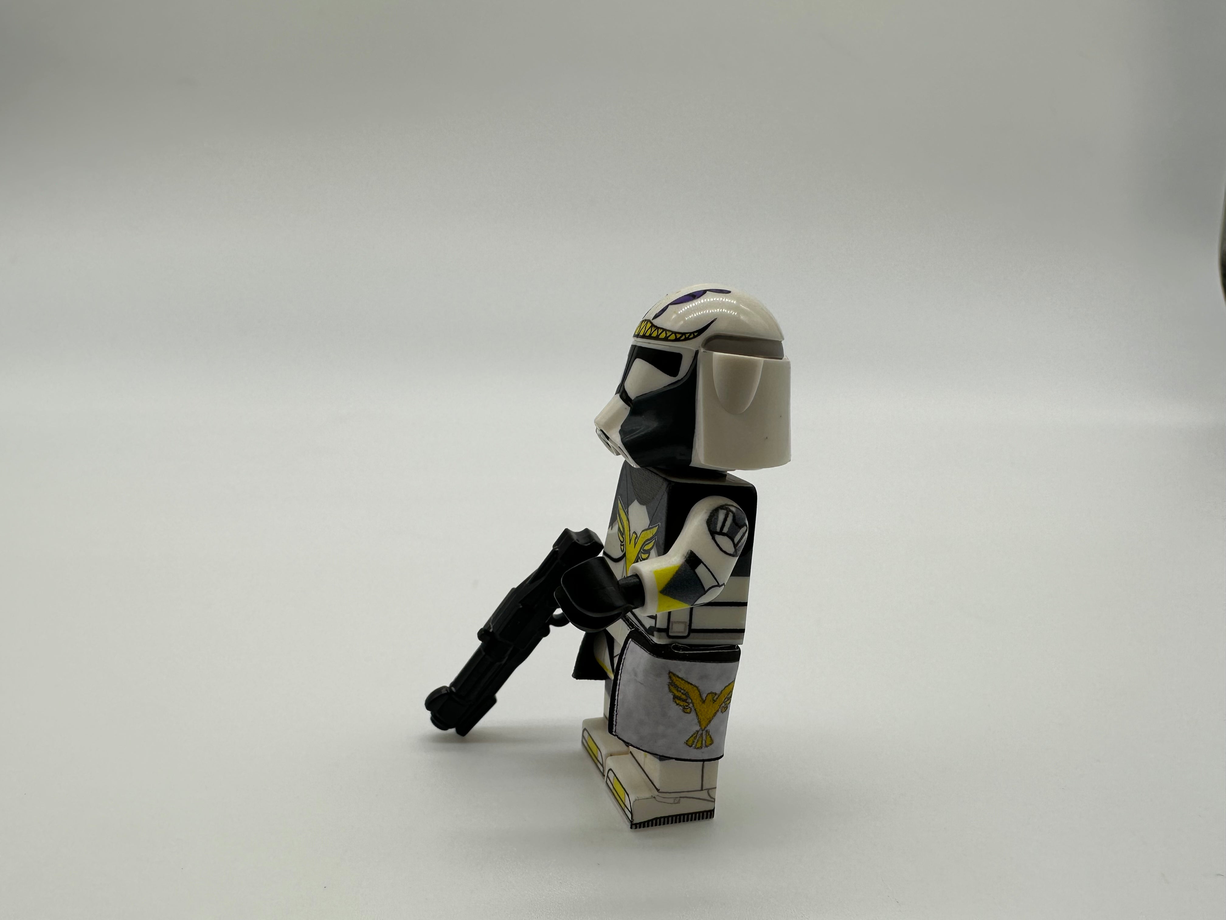 HEAVY SQUAK COMMANDER “FLYJA” (1/100 exclusive)