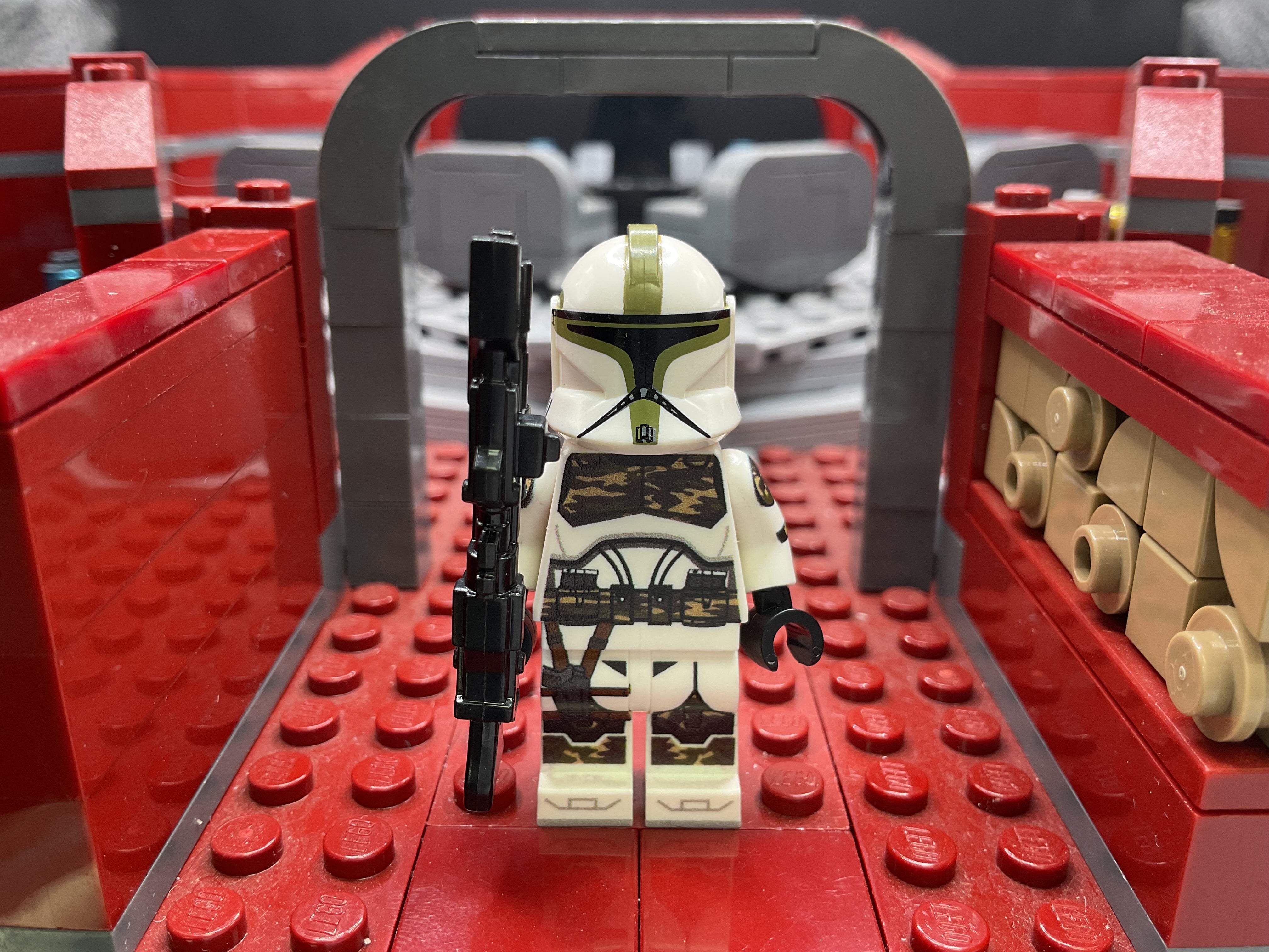 P1 Military Camo Commander