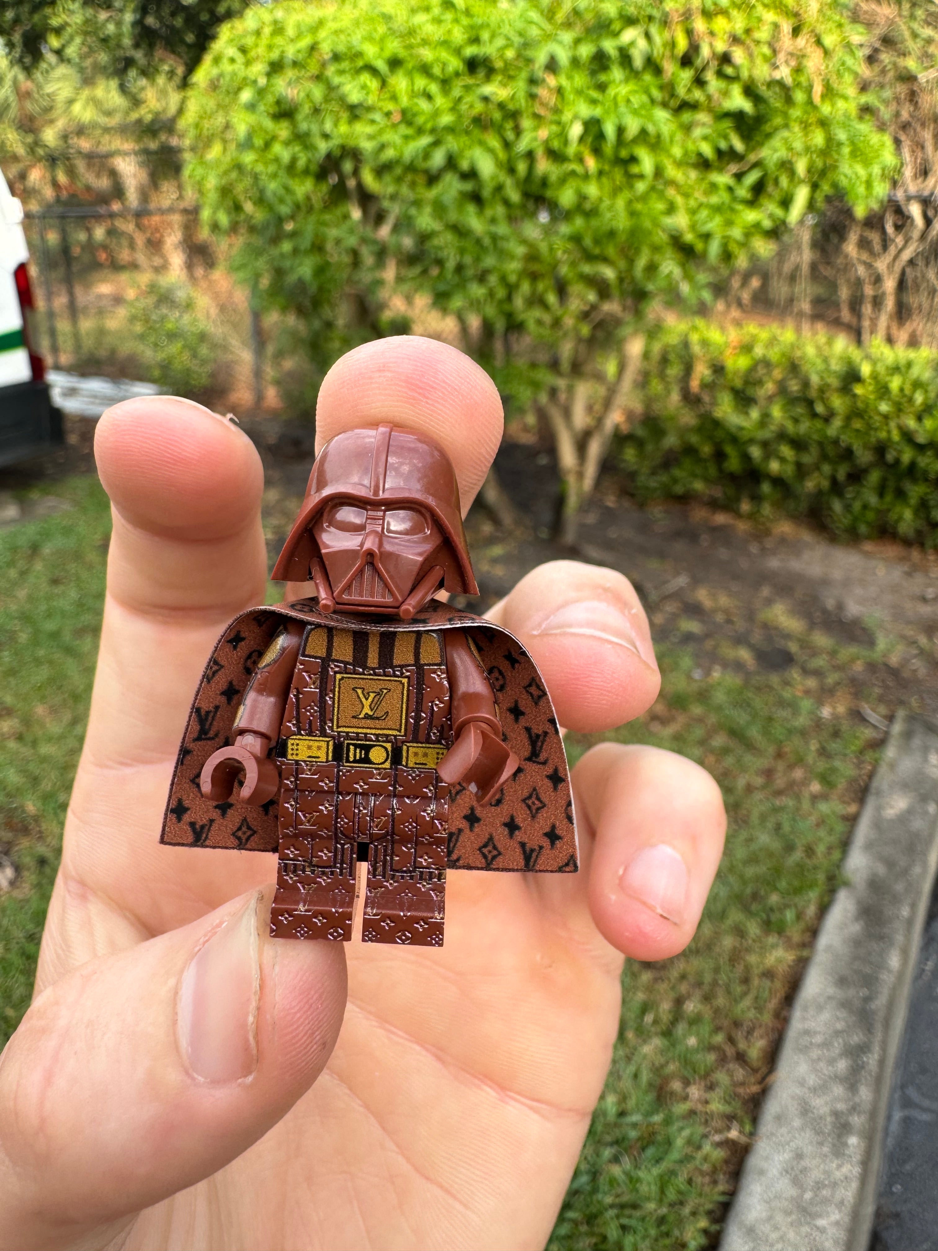 SPECIAL EDITION 1/4 LV HANDBAG BROWN VADER