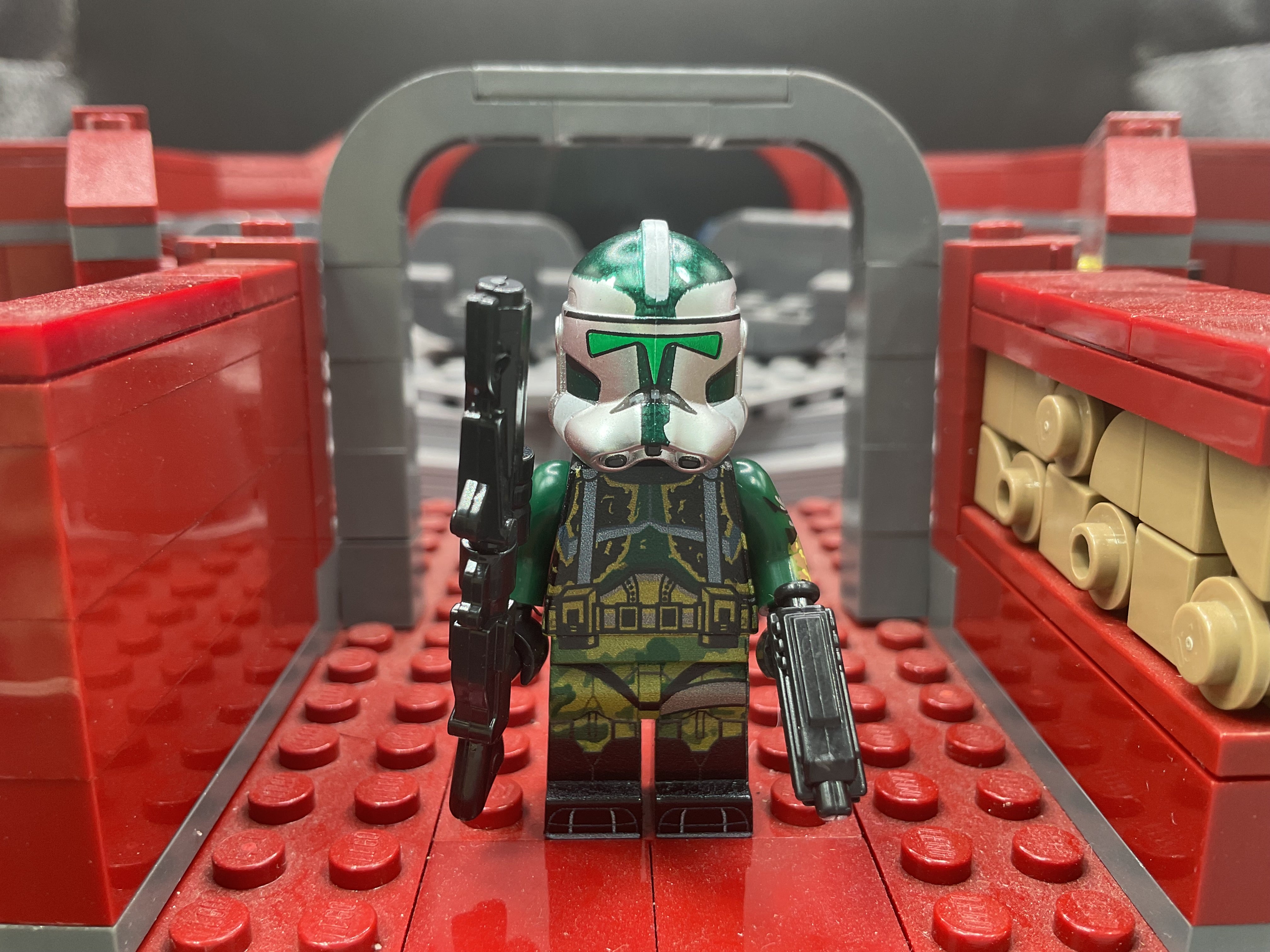 P2 Commander Gree