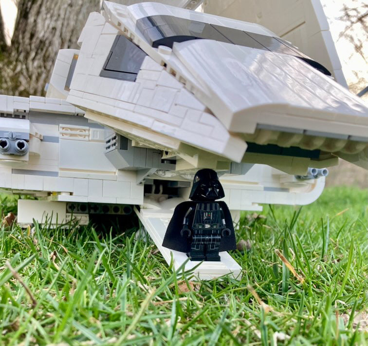 UCS IMPERIAL SHUTTLE! MASSIVE!