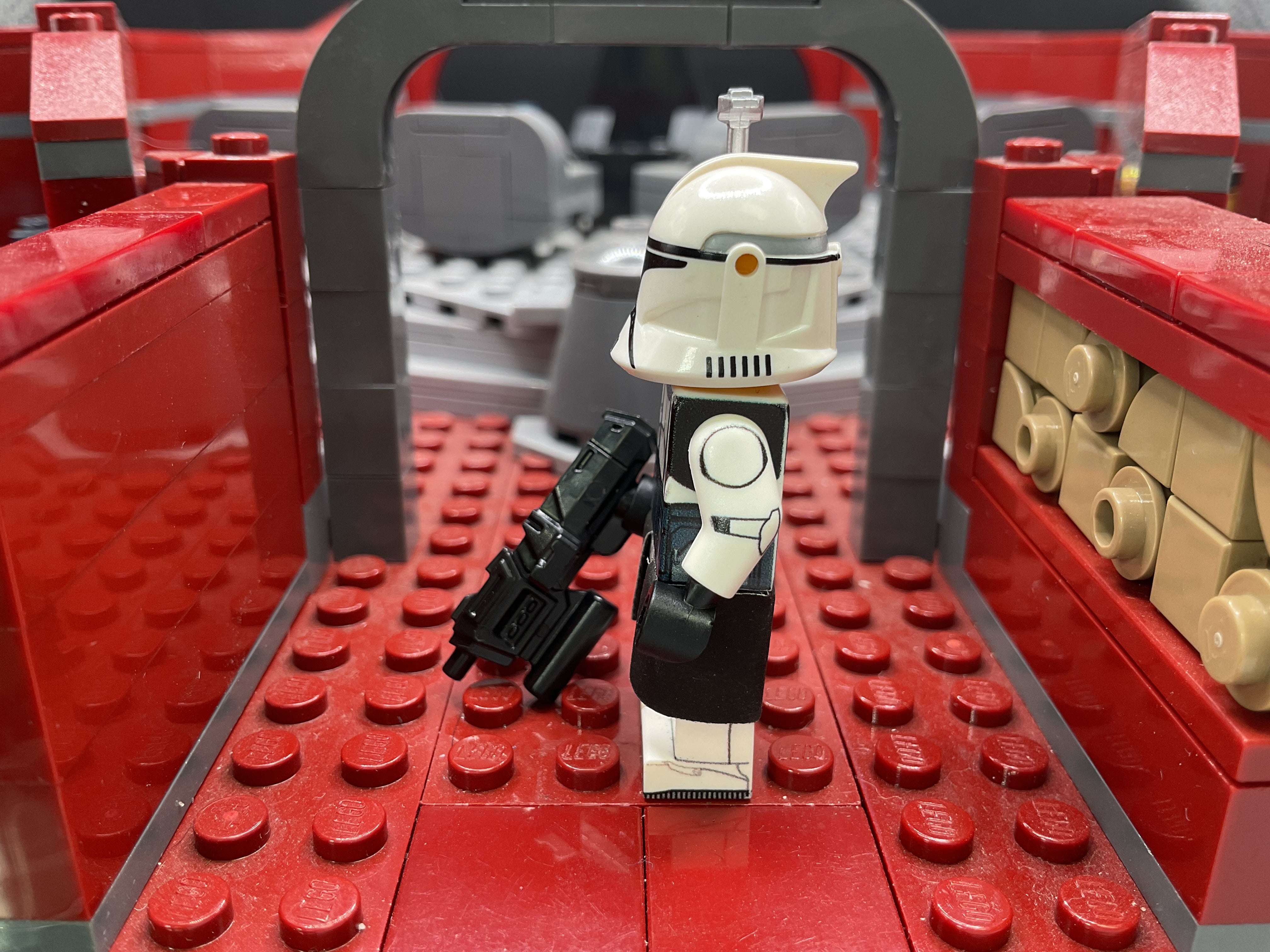 P1 Military Commander