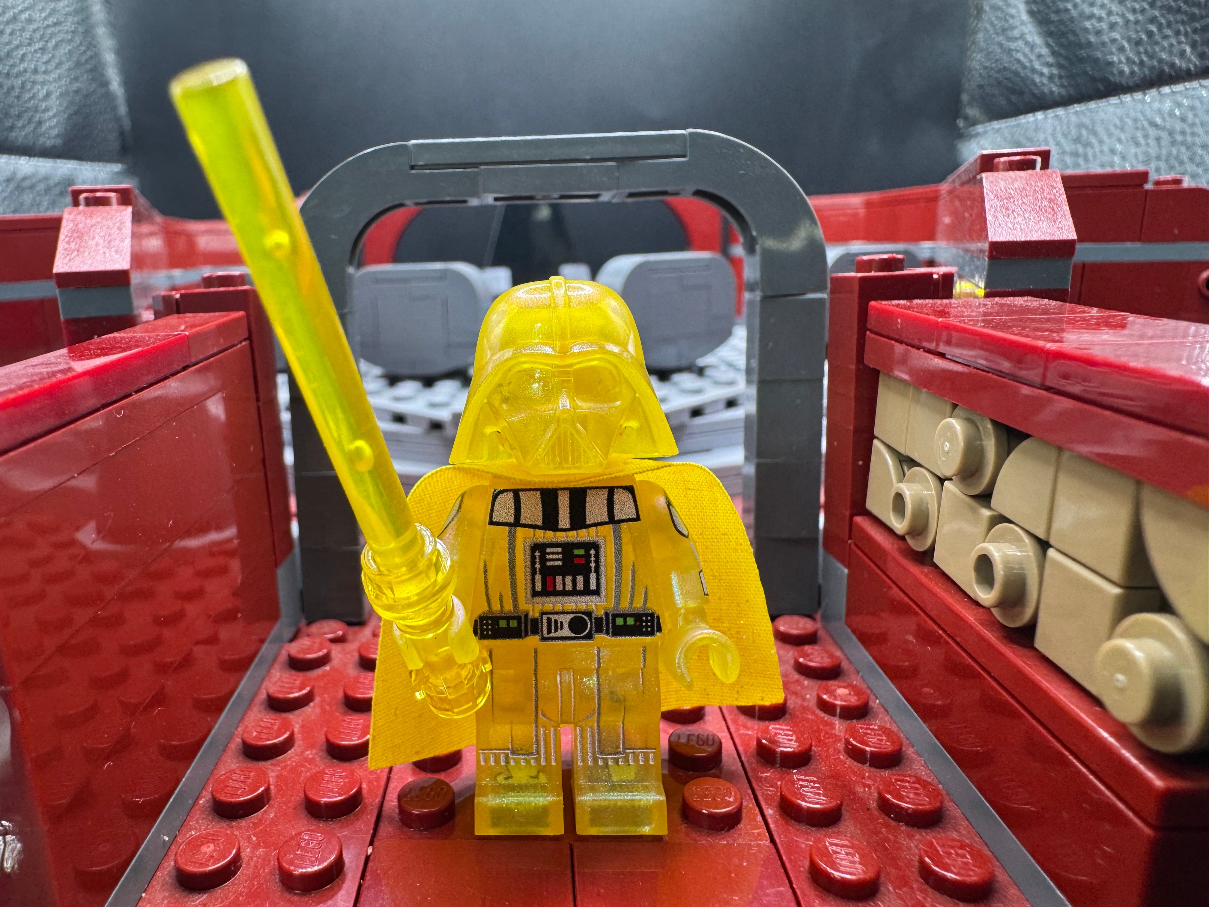 SPECIAL EDITION VADER 1/4 YELLOW VADER