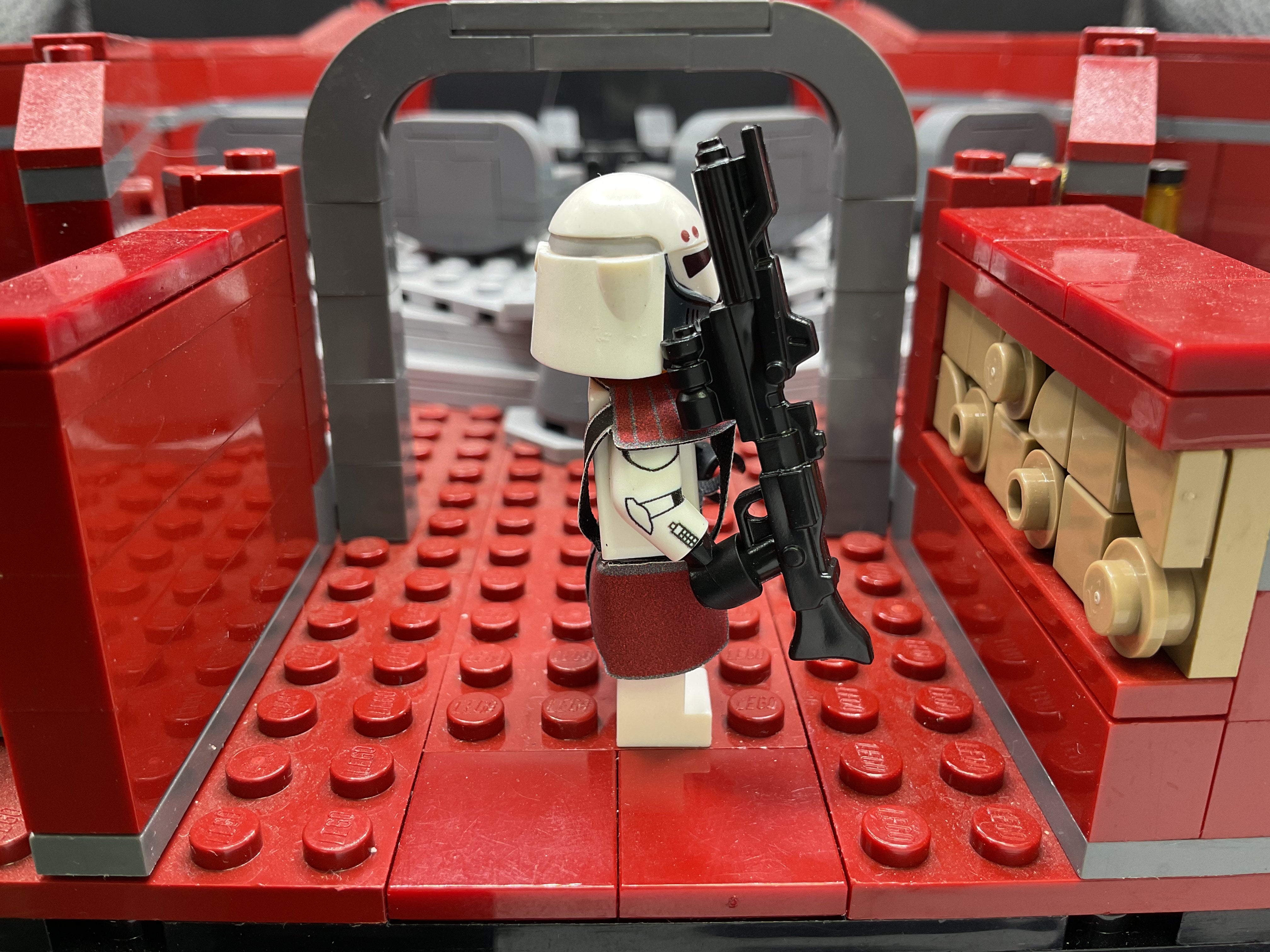 Commander Bacara P2