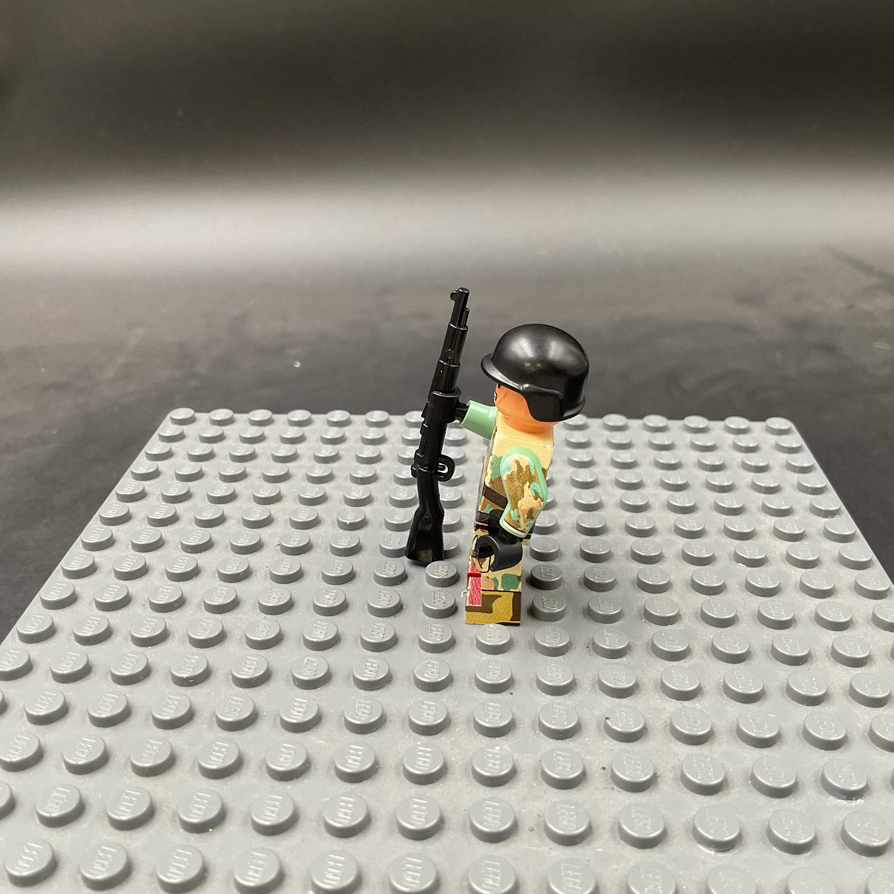 Custom Minifigure #003