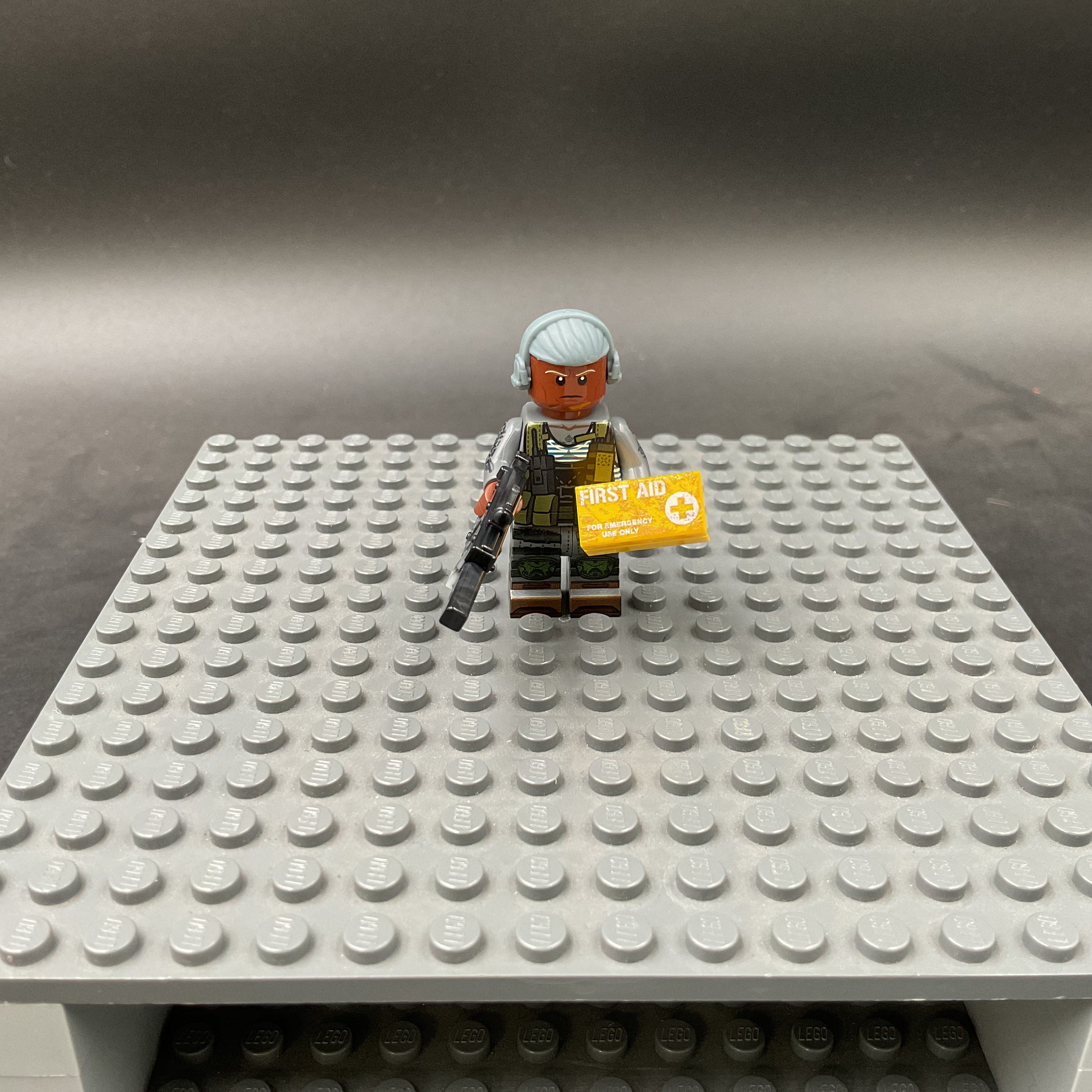 Custom Minifigure #004