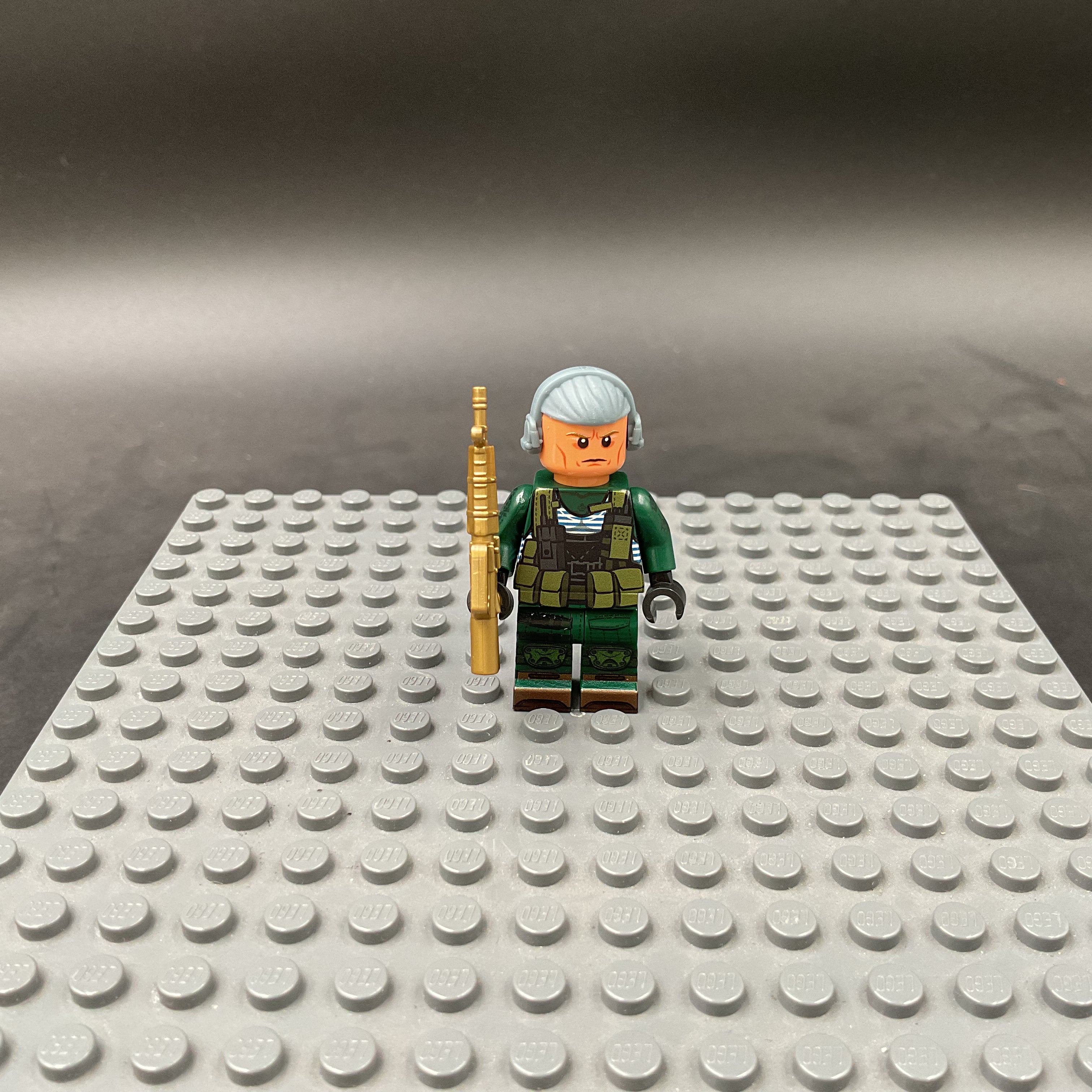 Custom Minifigure #010