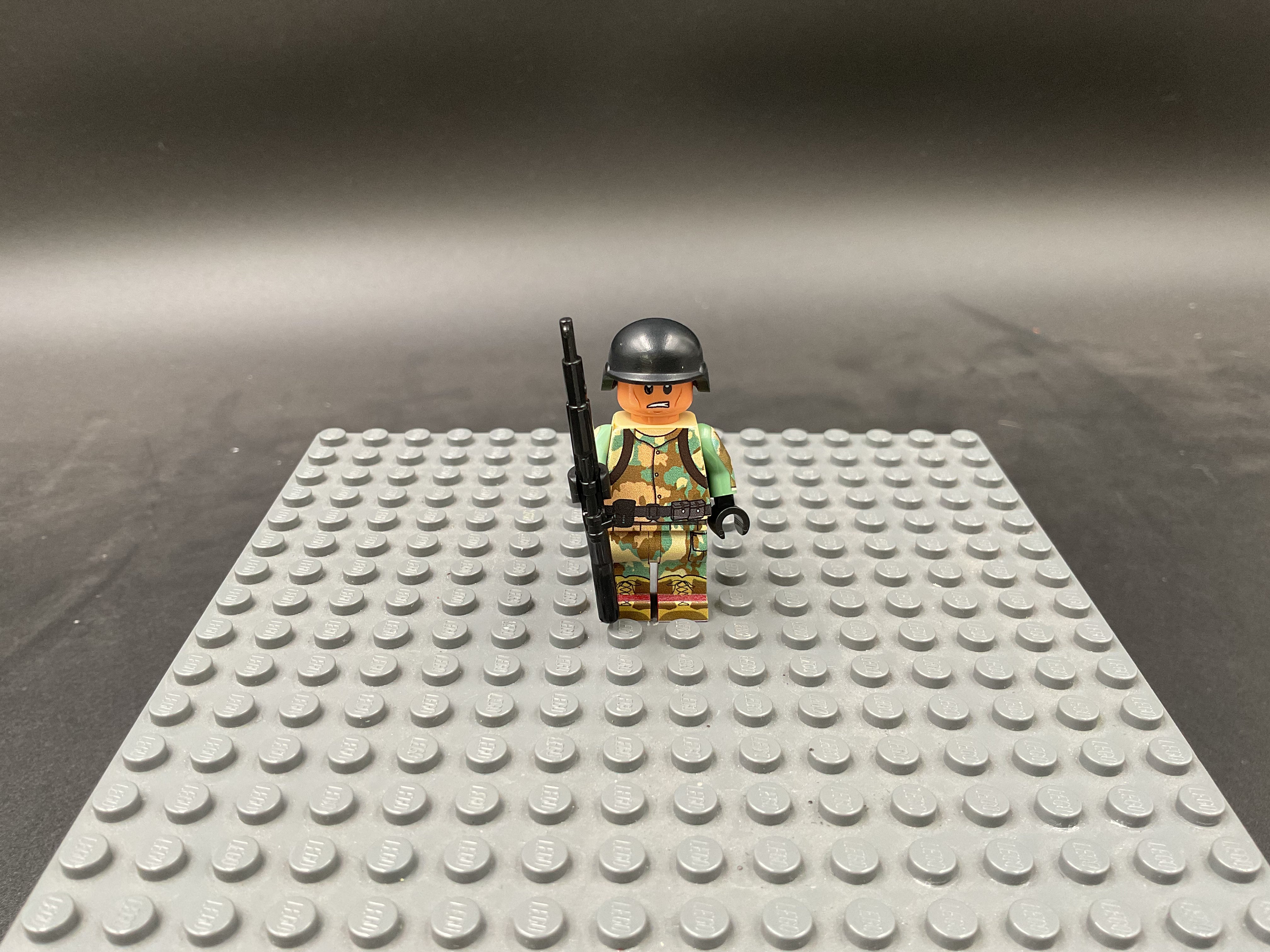 Custom Minifigure #017