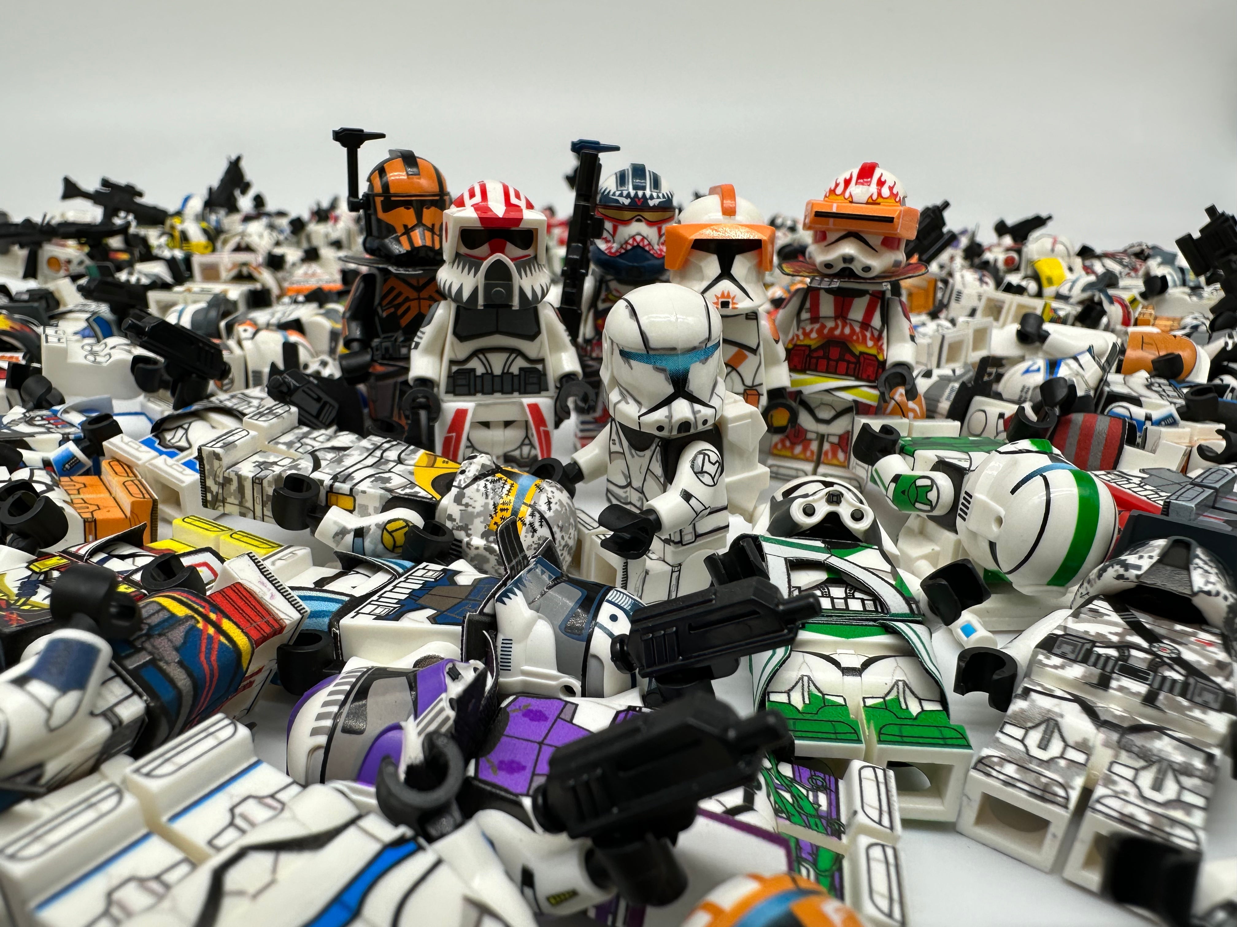 MYSTERY CUSTOM CLONE TROOPER (GUARANTEED WEAPON)