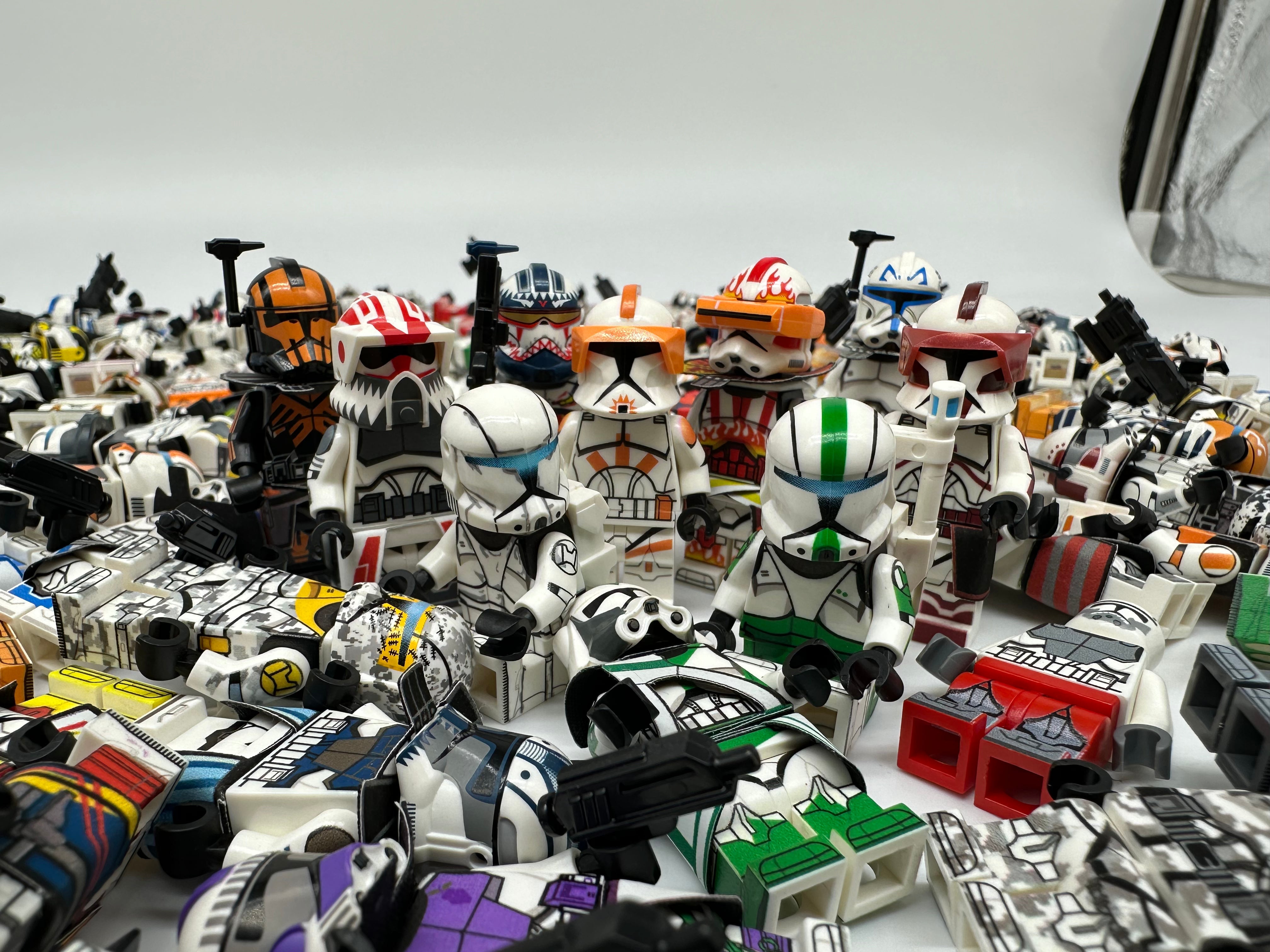 MYSTERY CUSTOM CLONE TROOPER (GUARANTEED WEAPON)