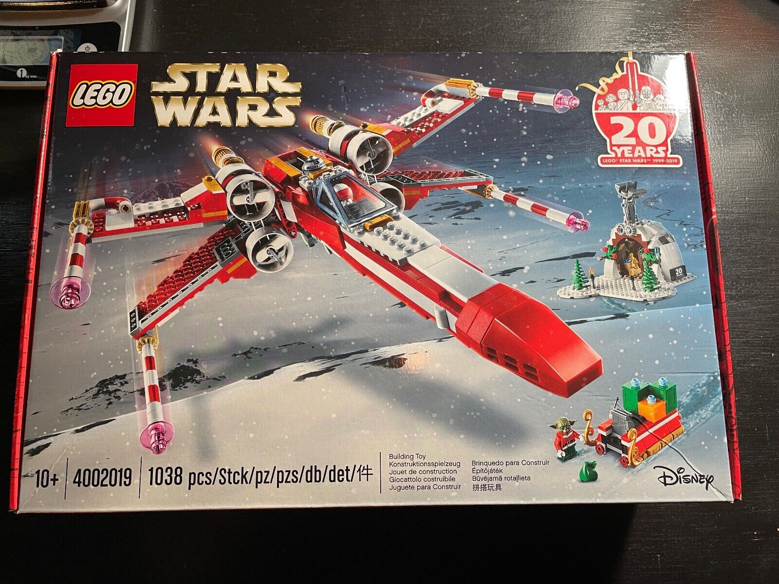 4002019-1 2019 Employee Exclusive: Christmas X-Wing