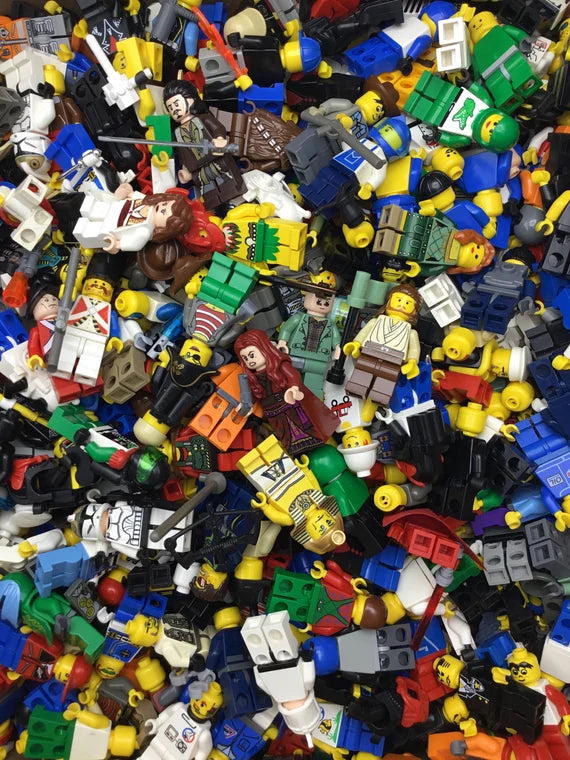 RANDOM MINIFIGURE (MICRO OR FULL)