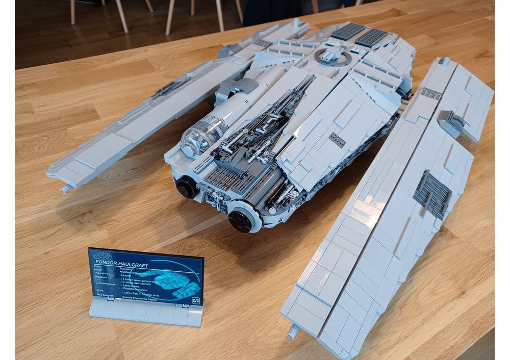 UCS FONDOR HAULCRAFT (LUTHEN'S SHIP)