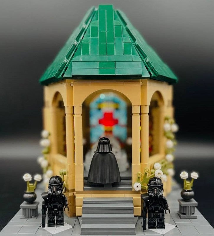 NABOO VISIT MOC - COMES WITH X4 FIGURES!