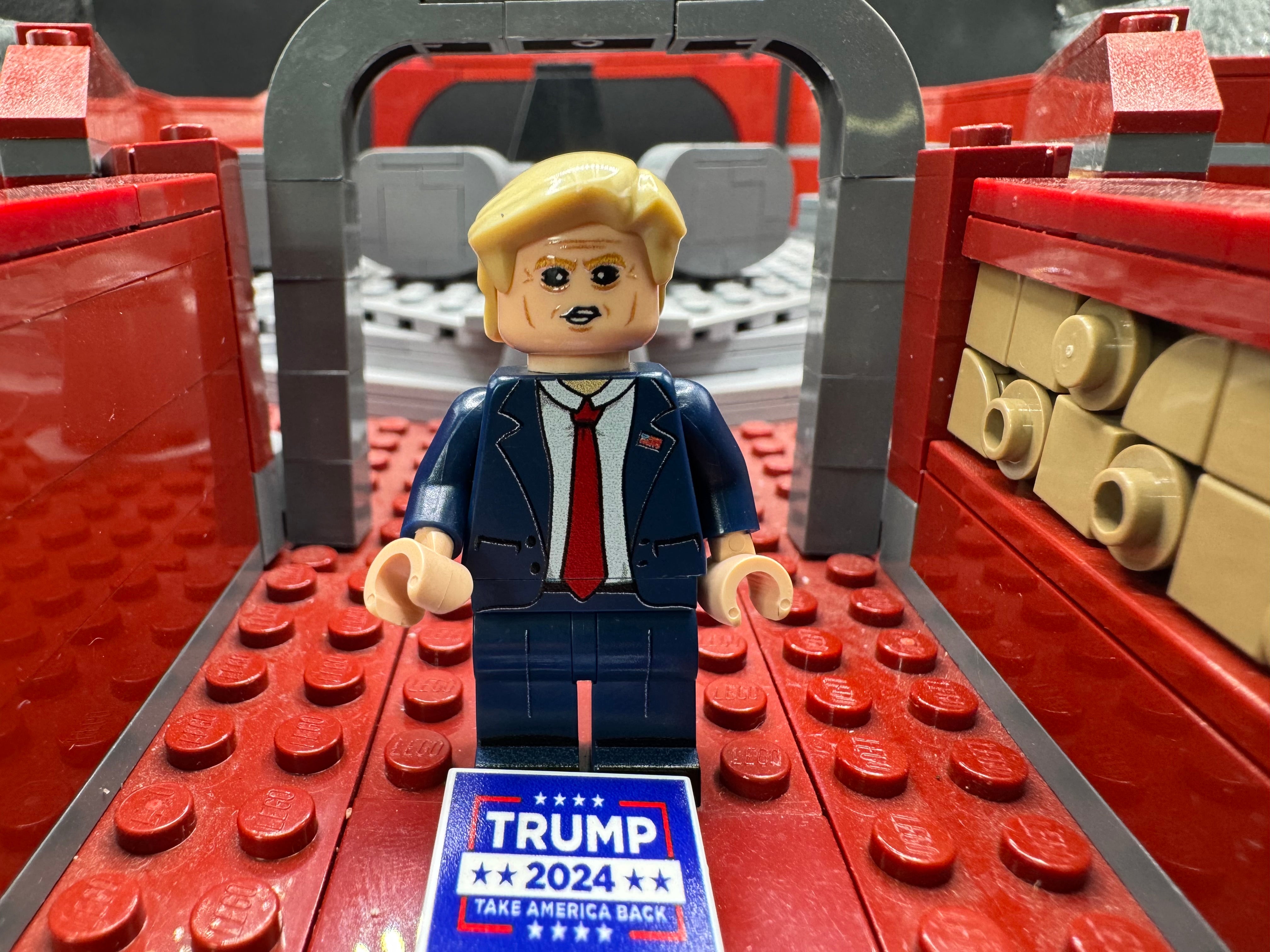 Donald Trump - LIMITED EDITION WITH TILE!