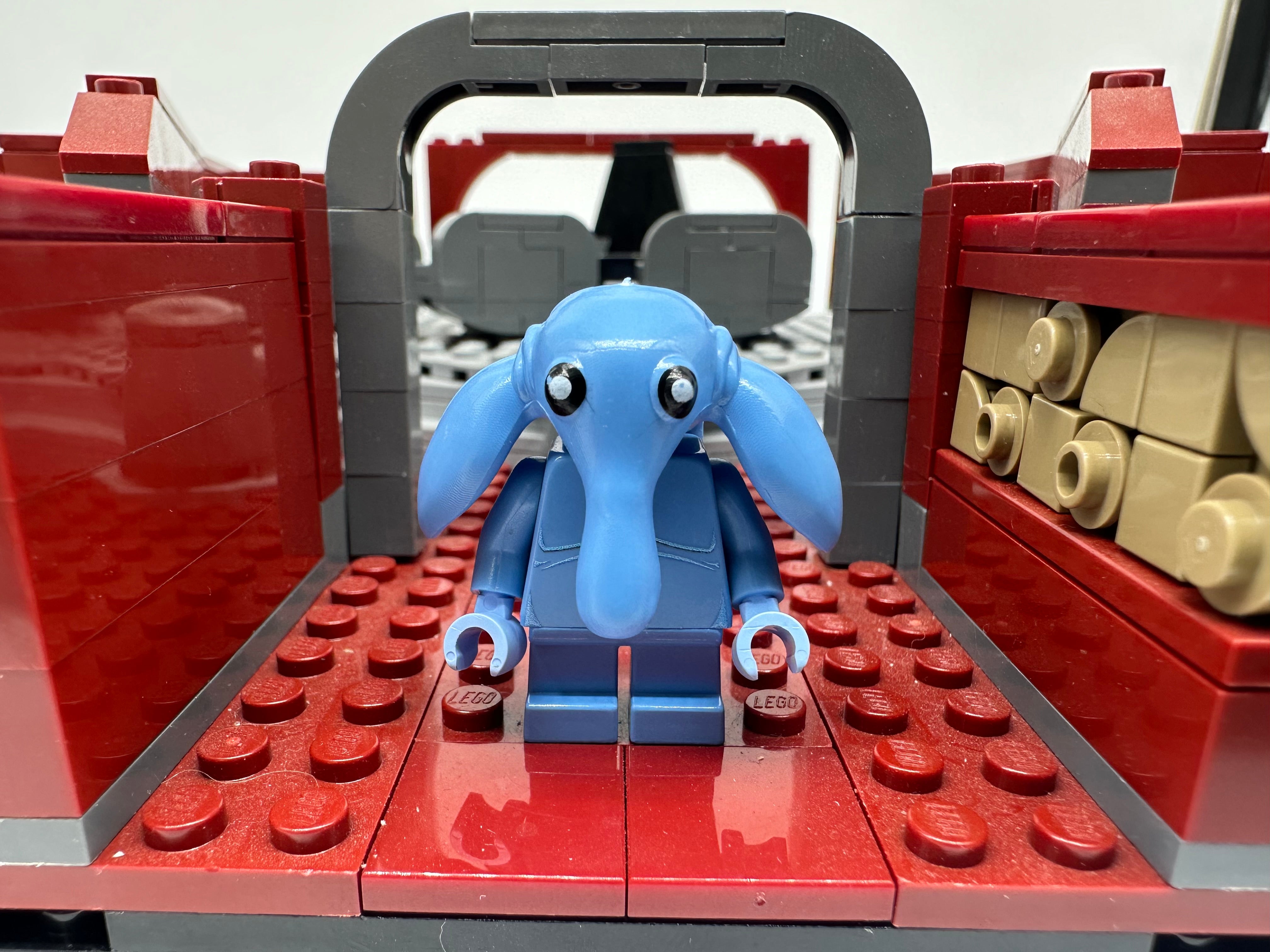 Max rebo lego offers mini figure