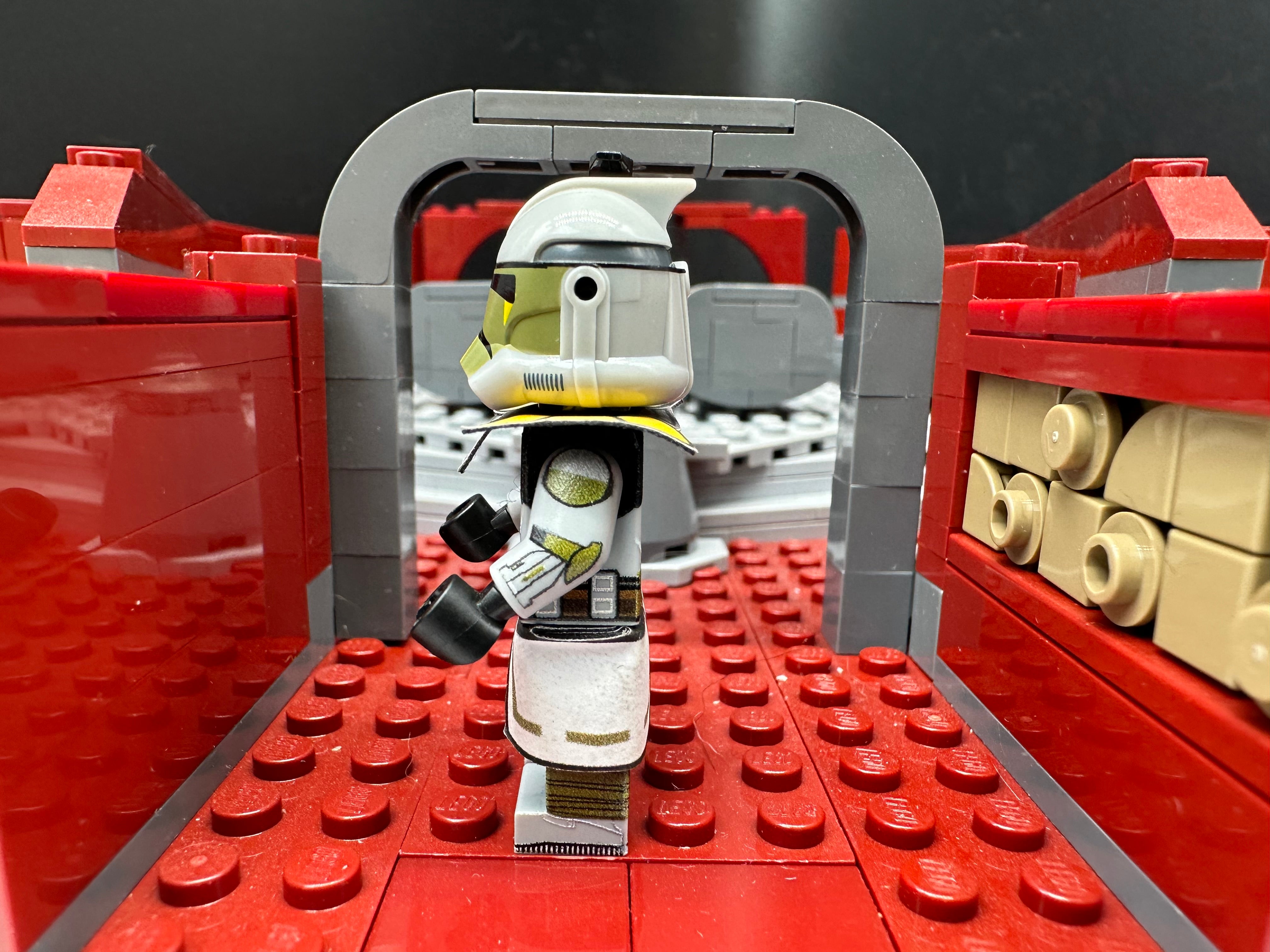 Doom Arc Trooper "sifned"