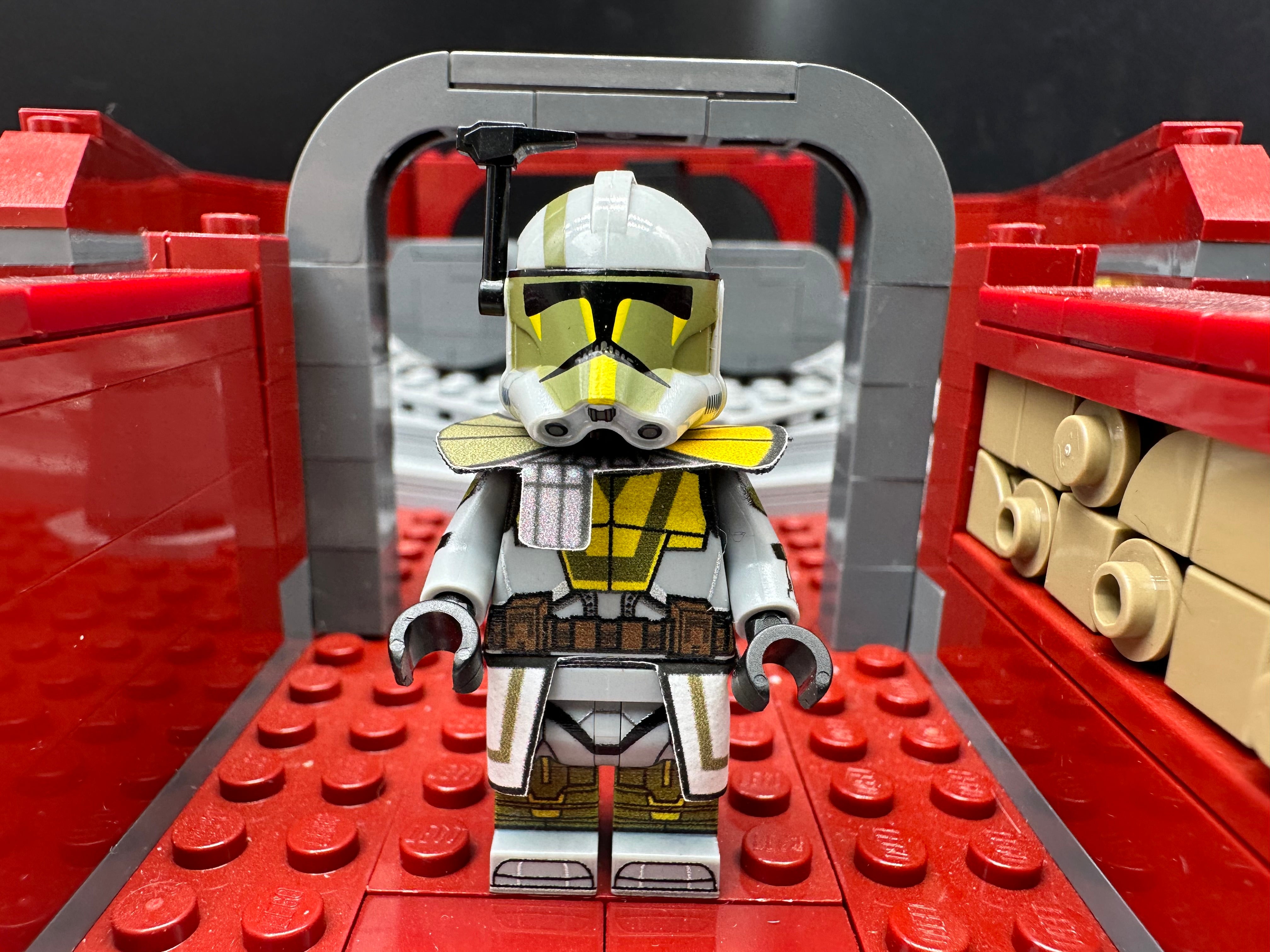 Doom Arc Trooper "sifned"