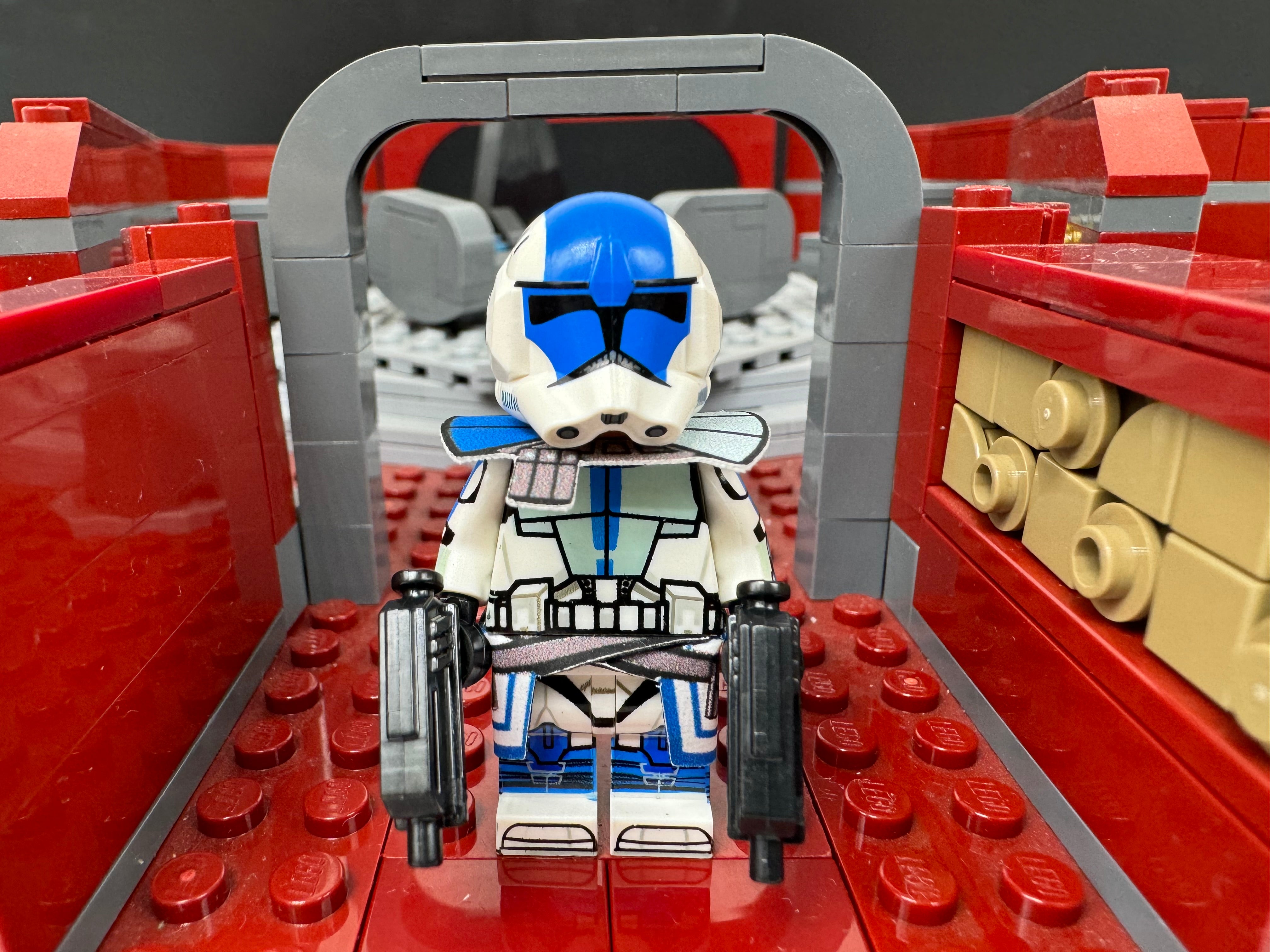 501st Comms Commander “Azure”