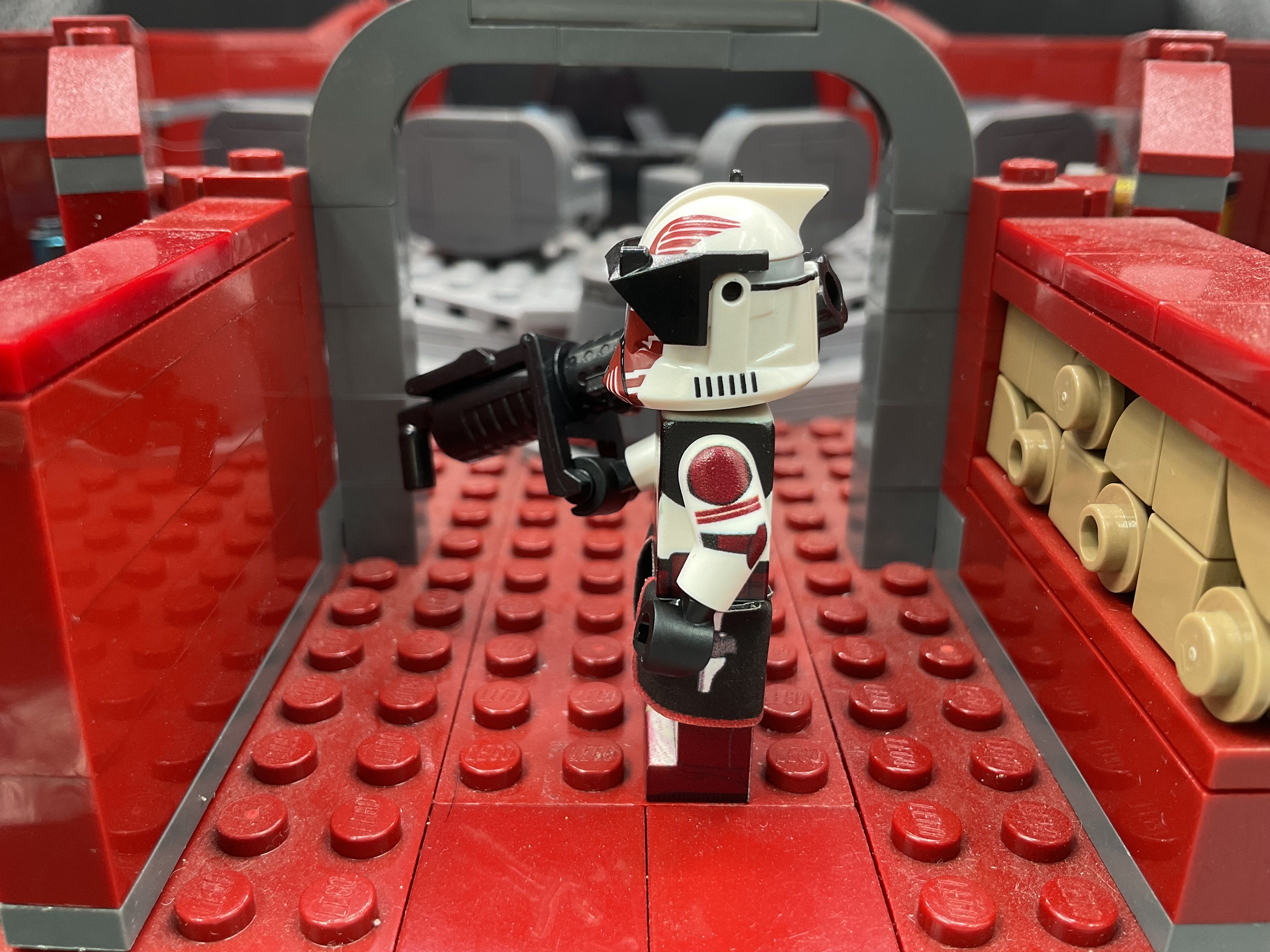 P1 Commander Thorn