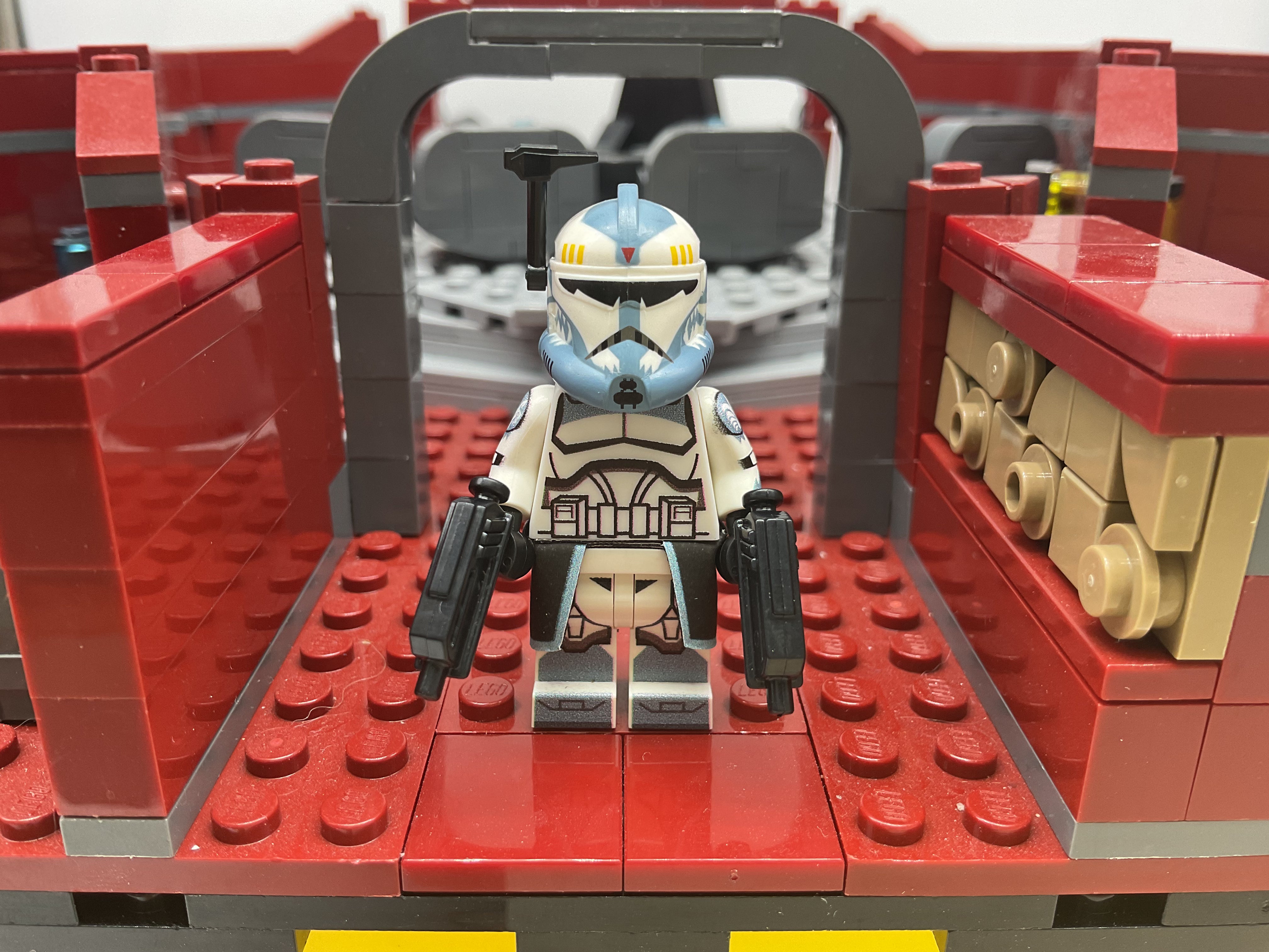 COMMANDER WOLFFE V2