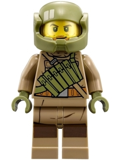 Resistance Trooper - Dark Tan Hoodie Jacket, Ammo Pouch, Stubble, Helmet with Chin Guard Item No: sw0892
