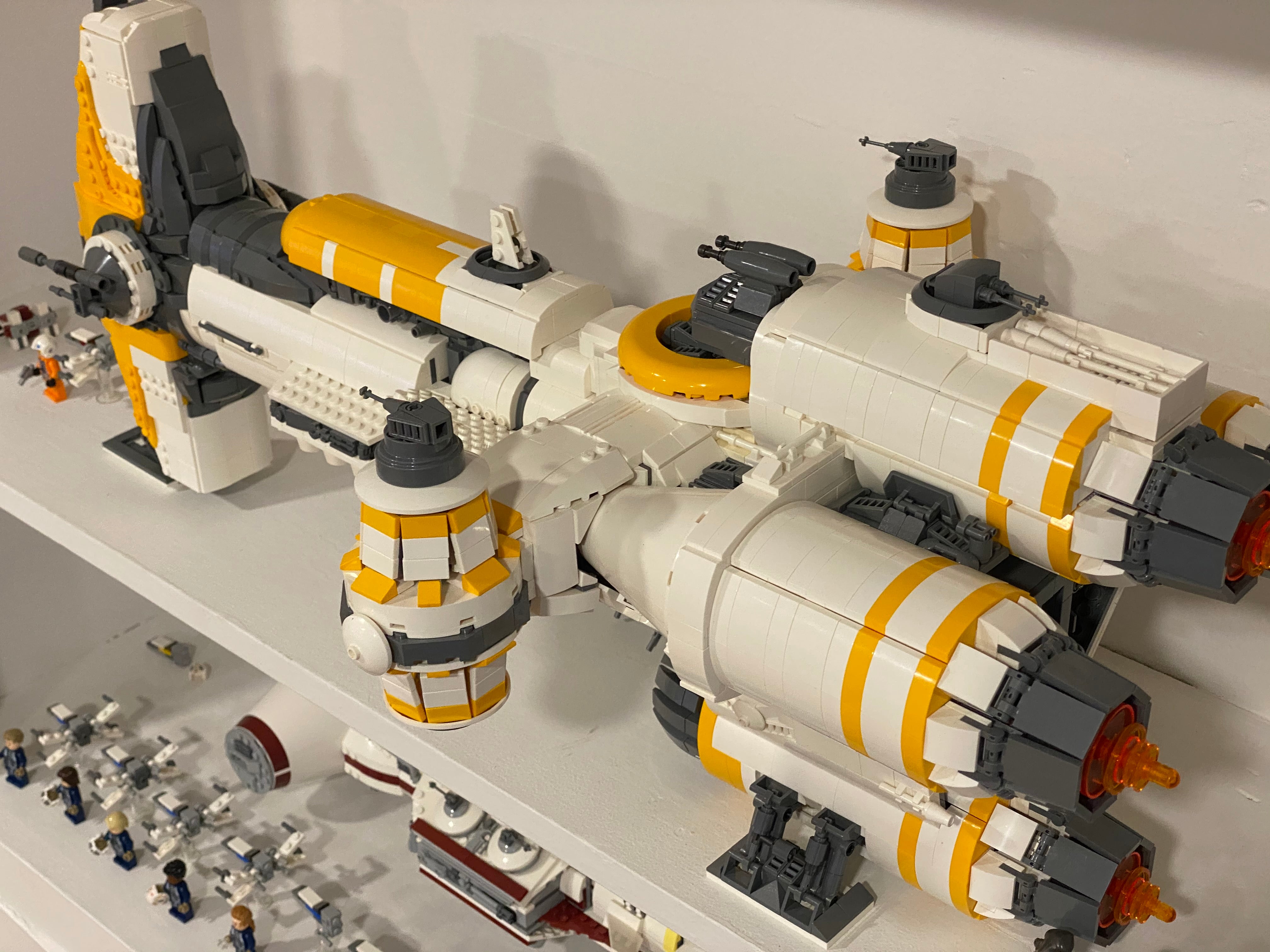 UCS Hammerhead Corvette Lightmaker