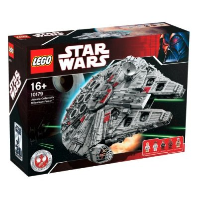 10179 Millennium Falcon - UCS