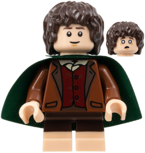 Lor112 Frodo Baggins - Reddish Brown Jacket, Light Nougat Feet, Dark Green Cape