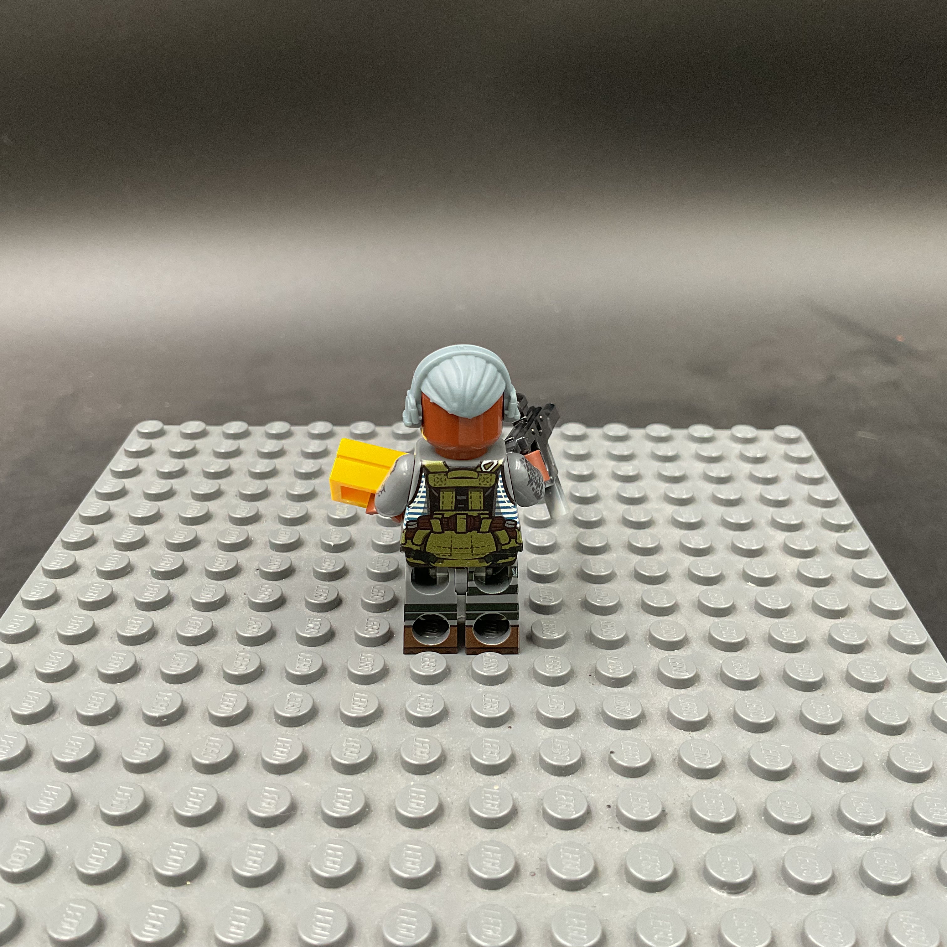 Custom Minifigure #004