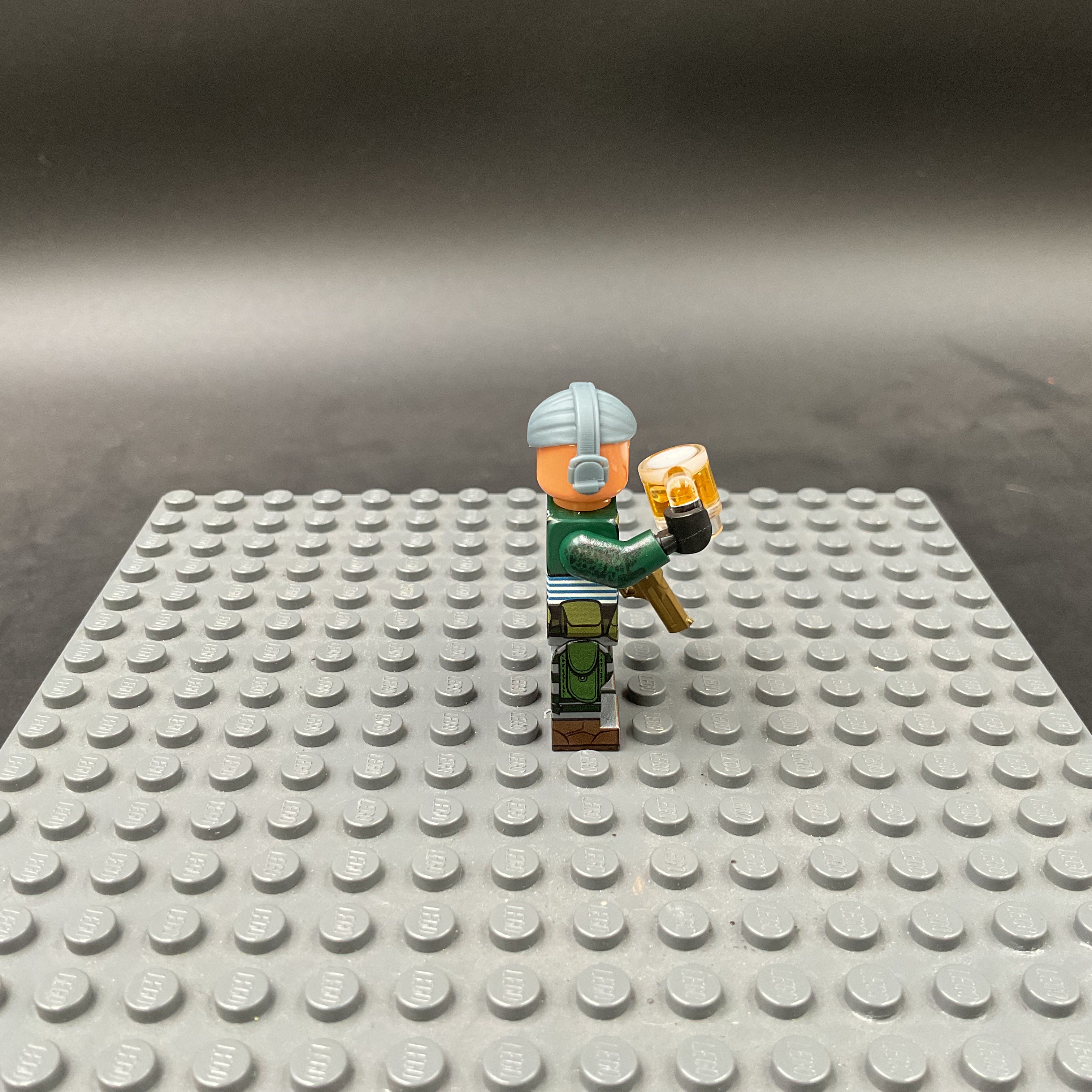 Custom Minifigure #005
