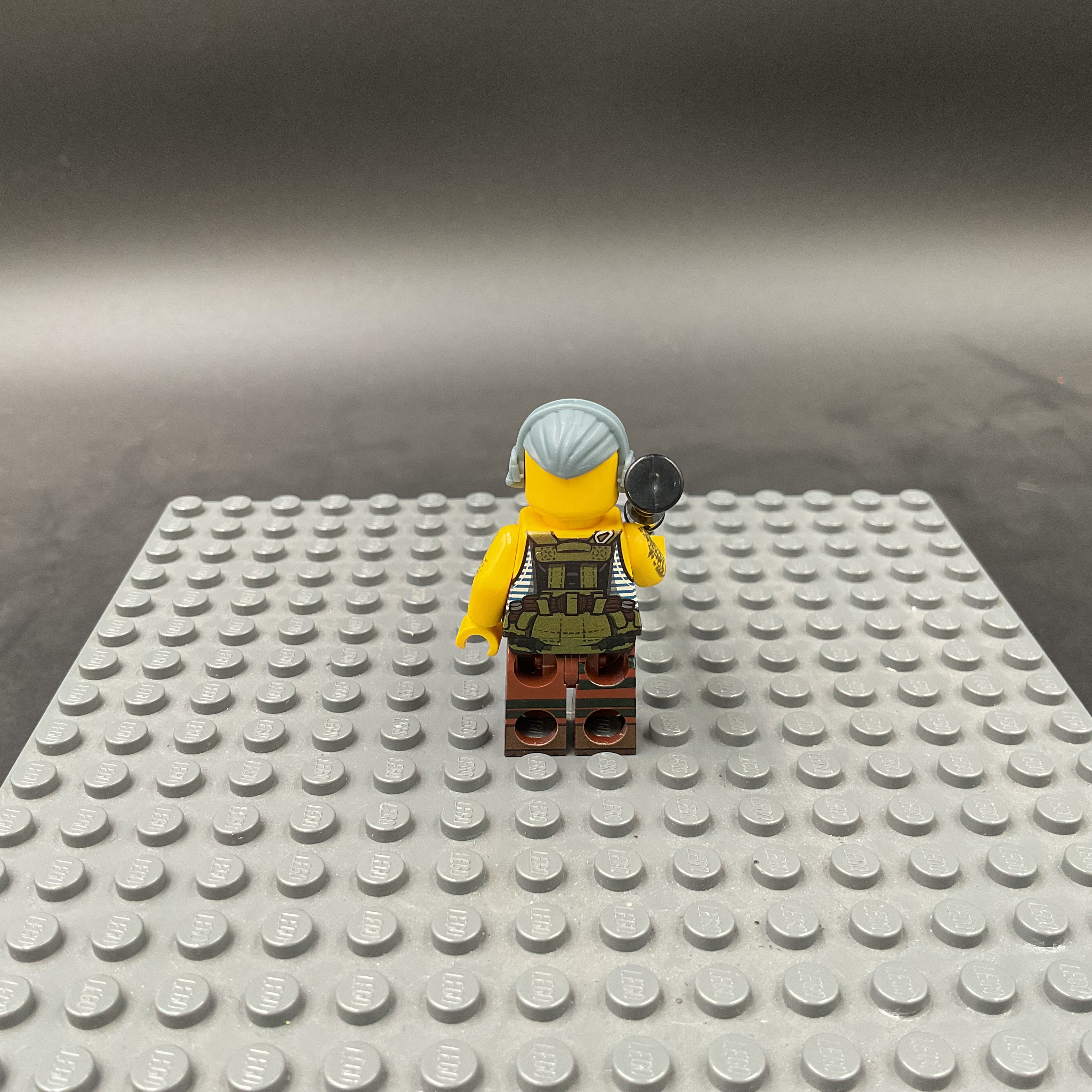 Custom Minifigure #008