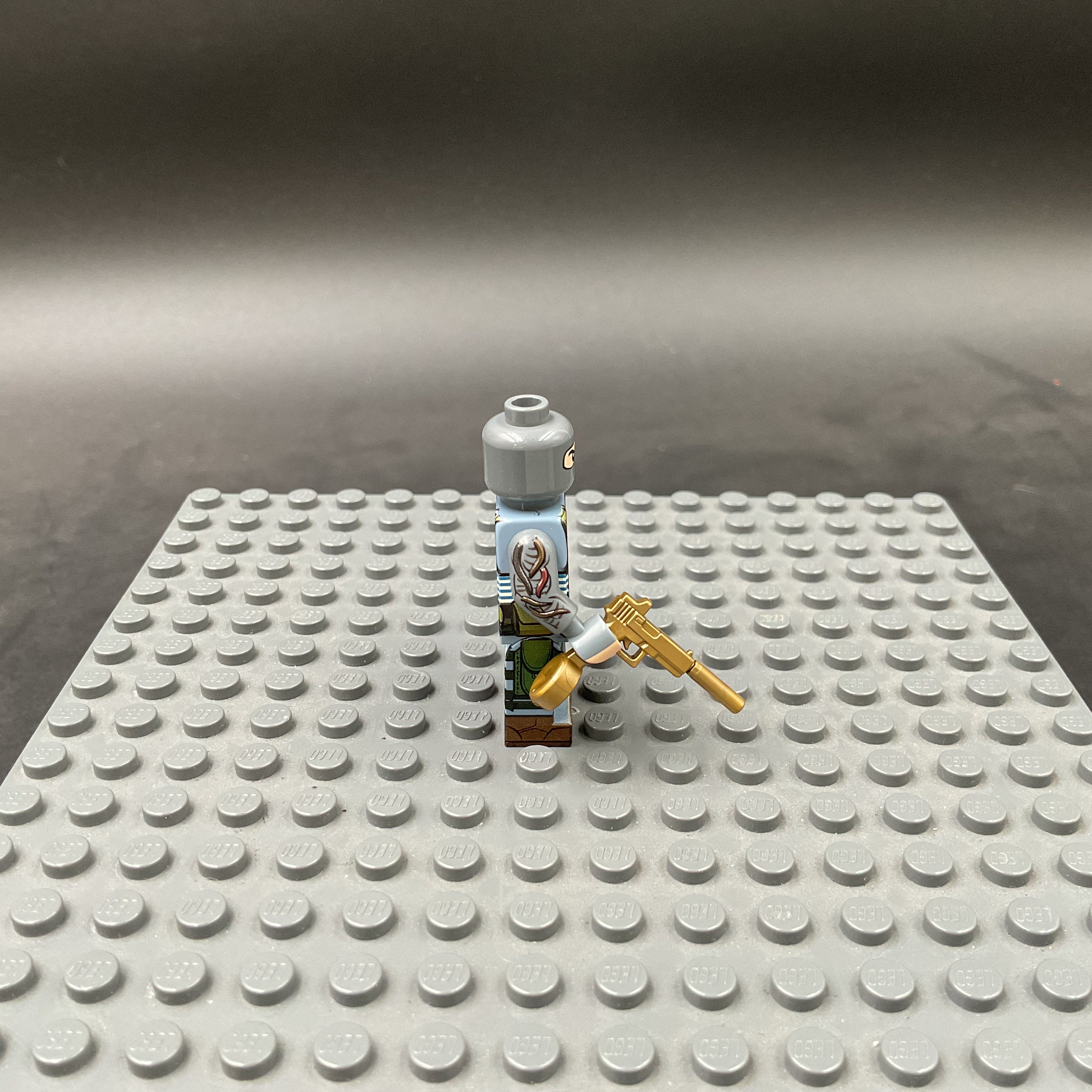 Custom Minifigure #009