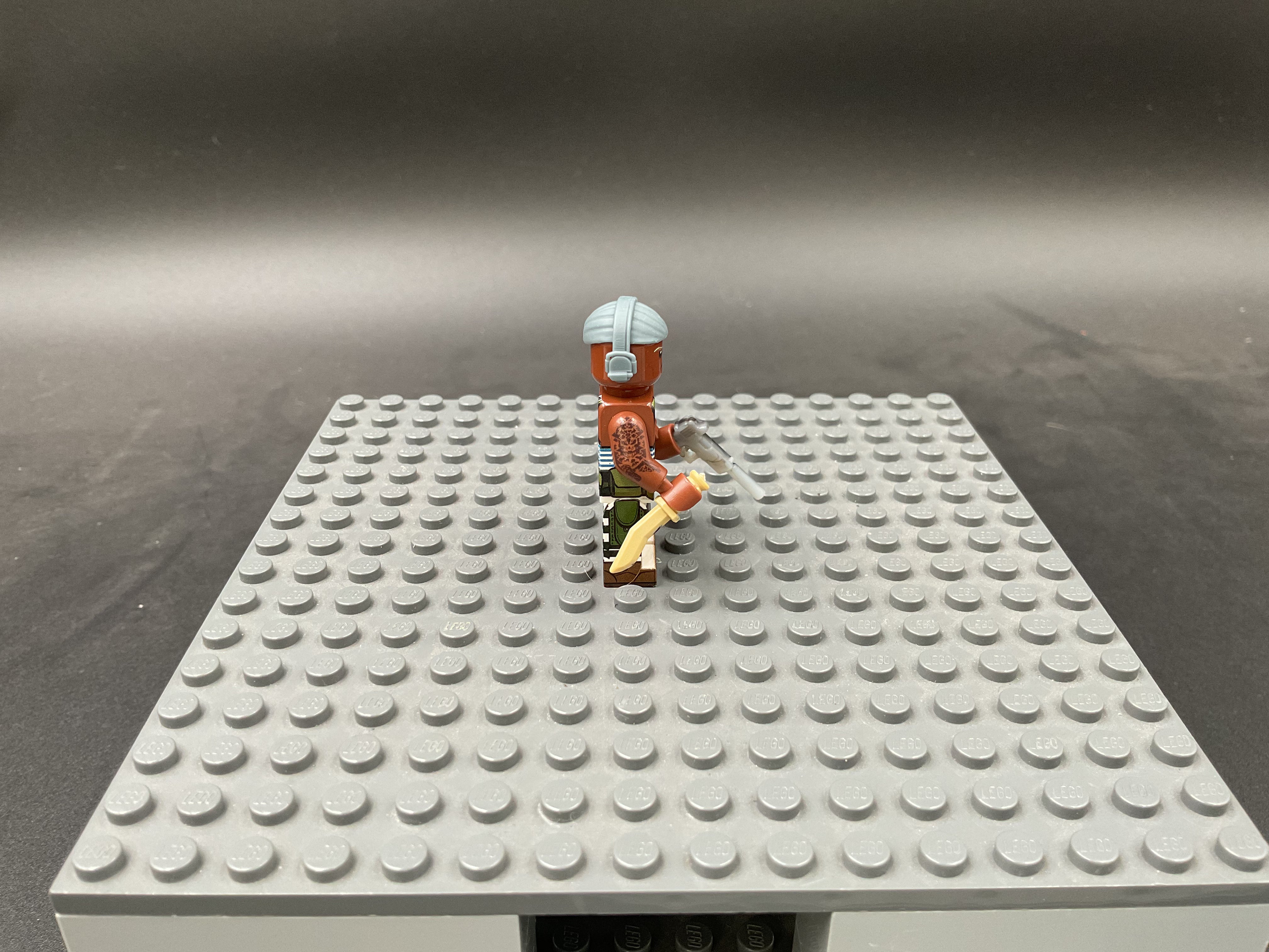 Custom Minifigure #011