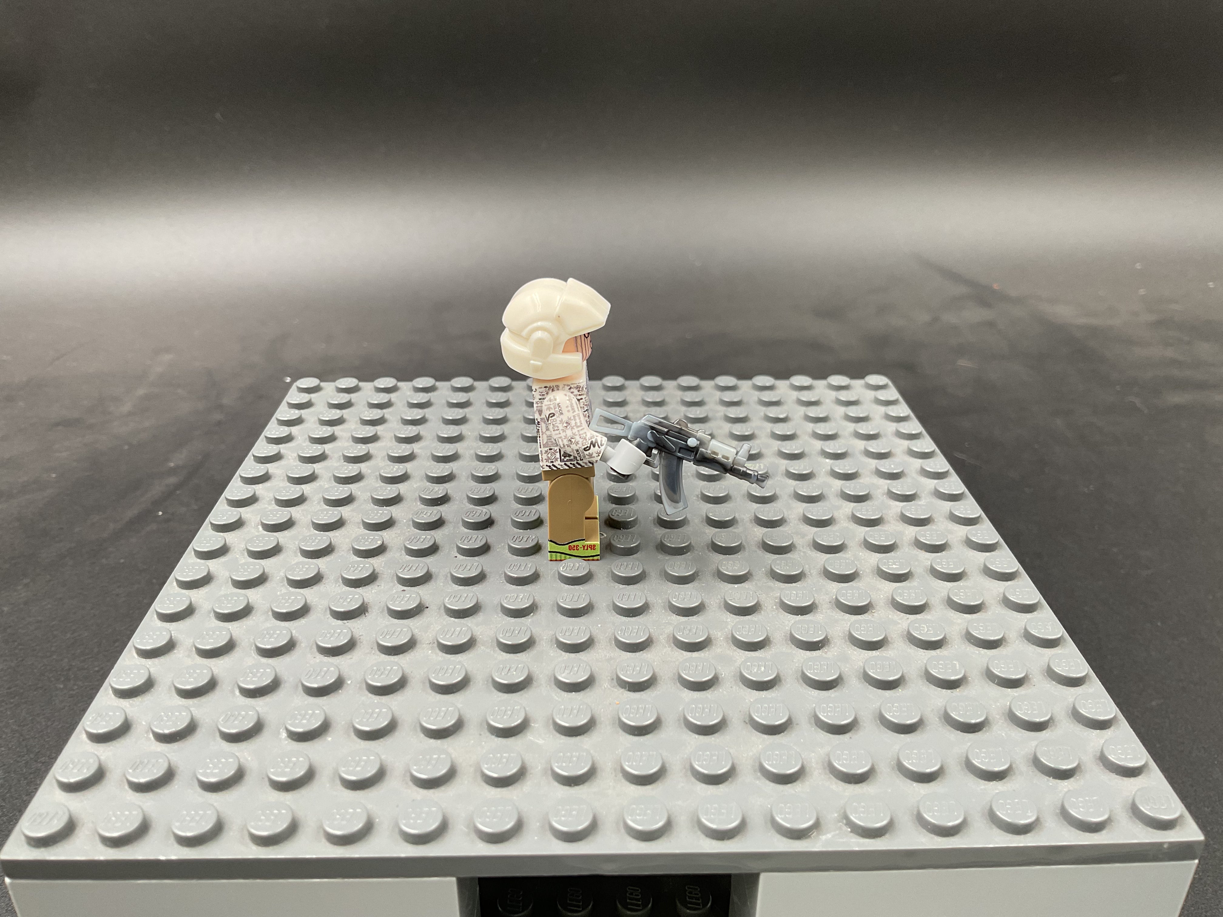 Custom Minifigure #098